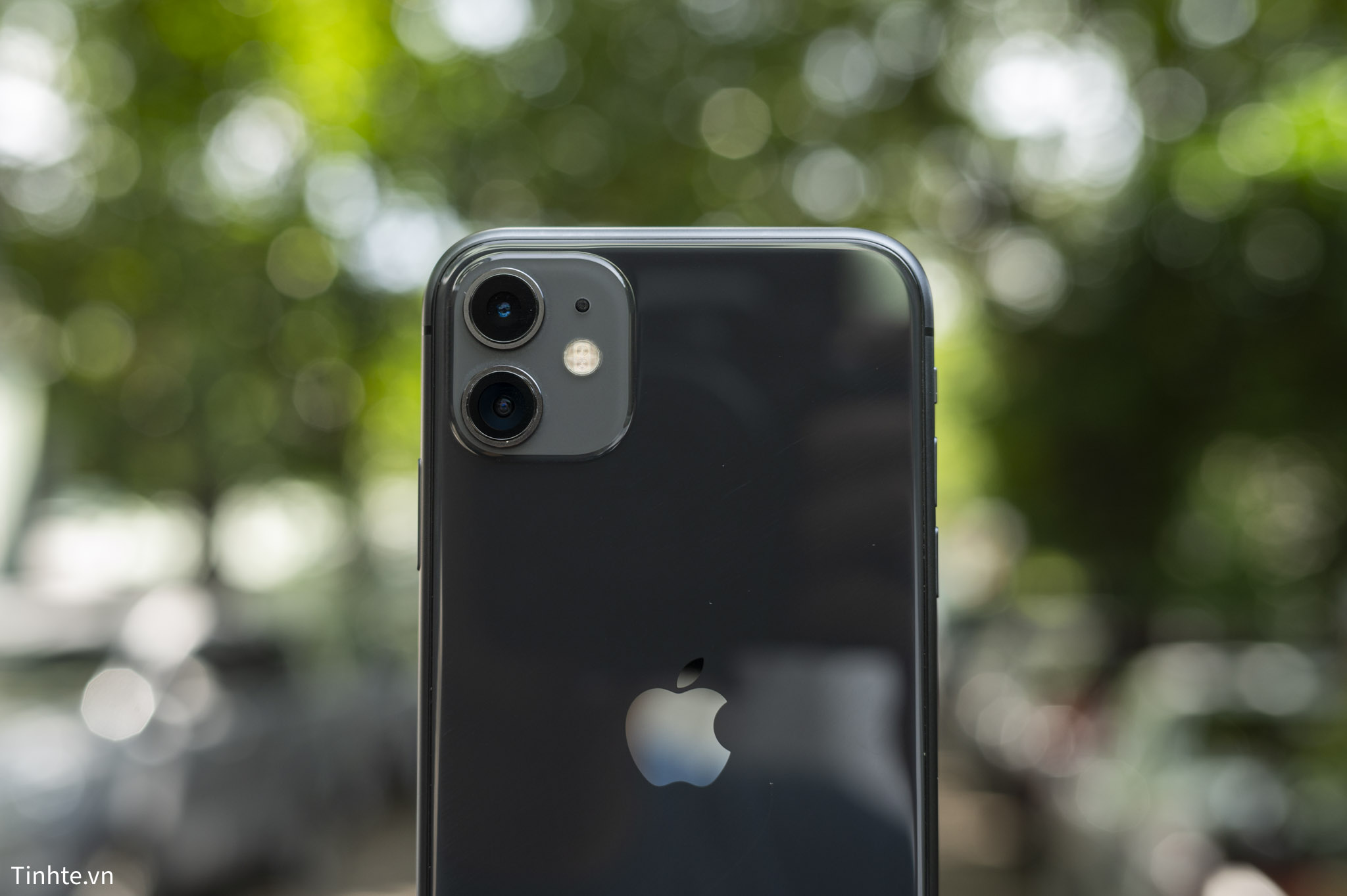iPhone 11-03.jpg