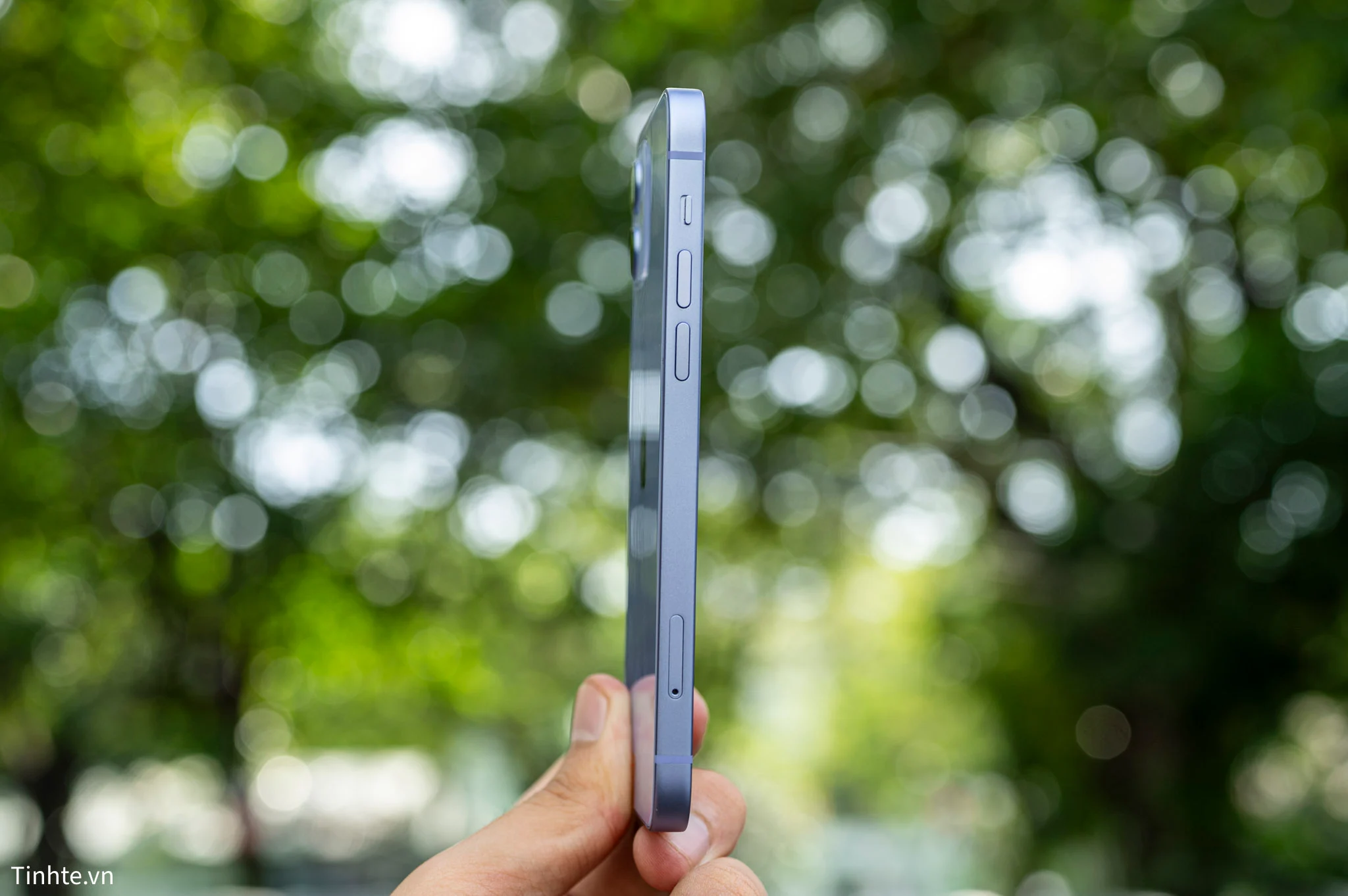 Apple-iPhone-12-10.webp