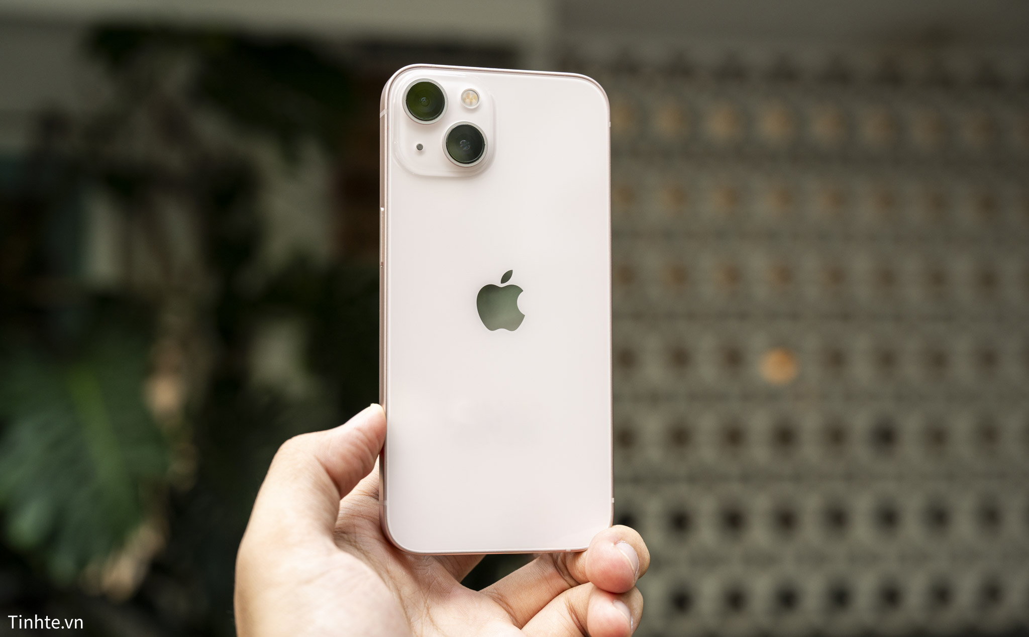 Apple iPhone 13-1-2.jpg