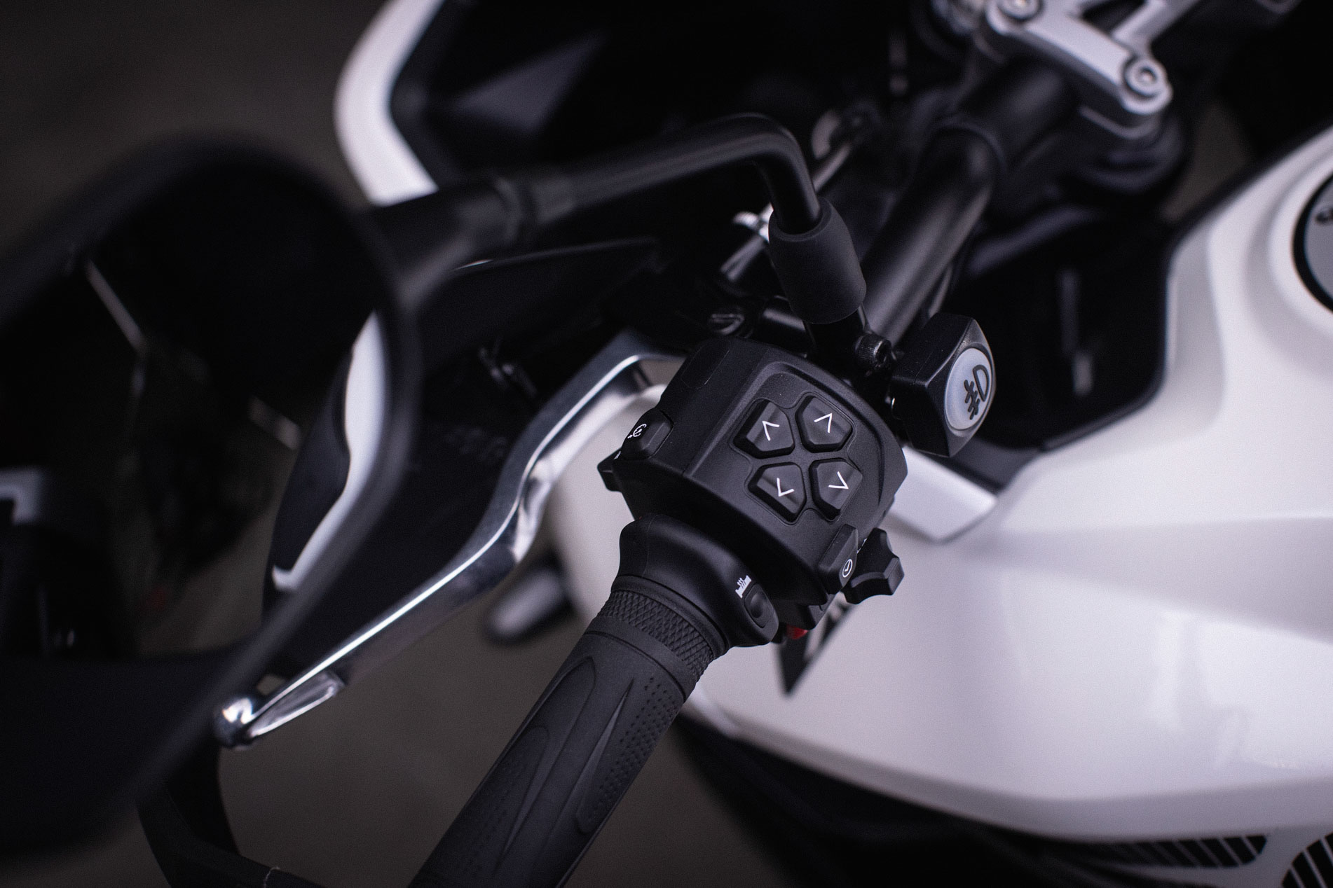 triumph-tiger-sport-660-62.jpg