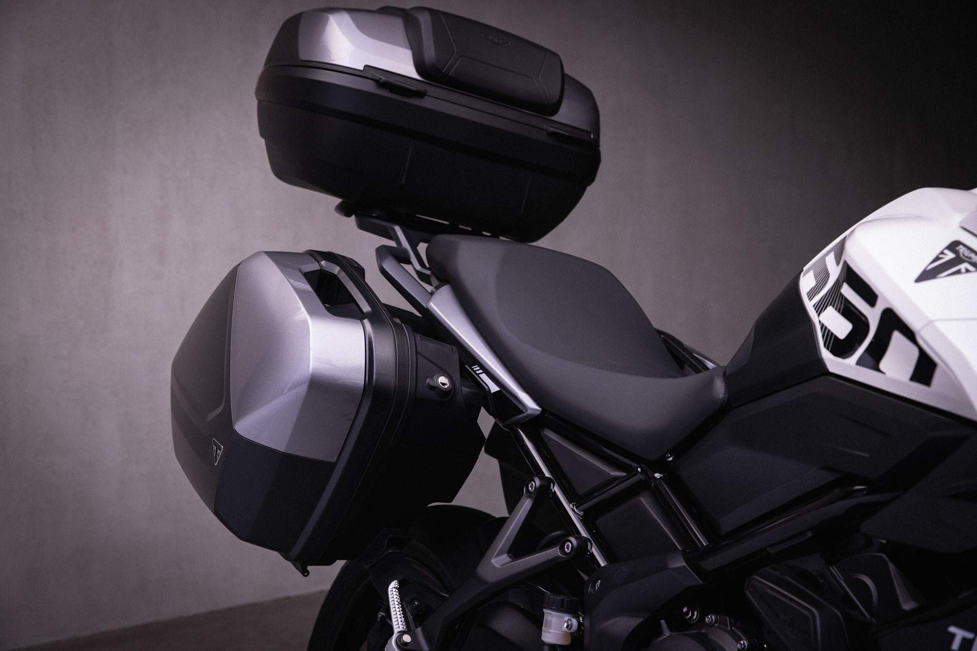triumph-tiger-sport-660-101.jpg