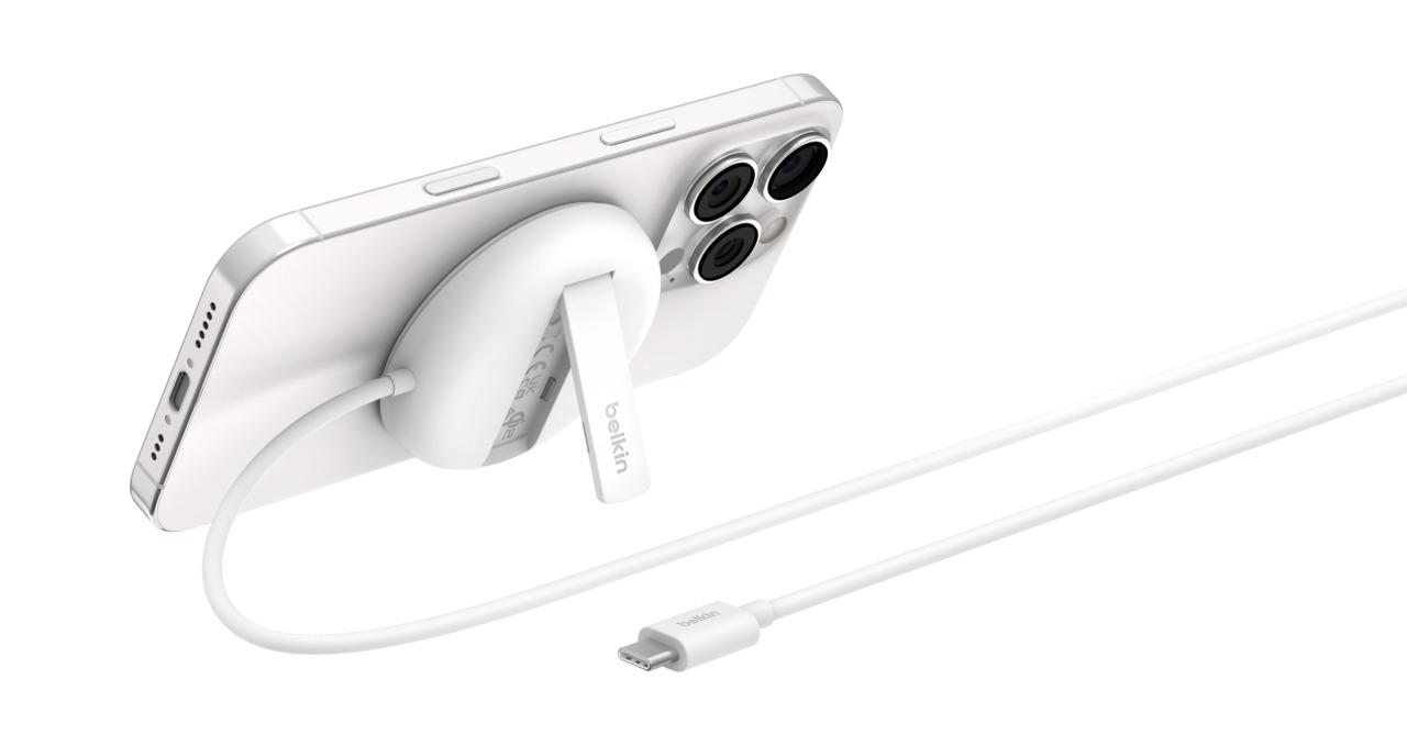 BoostCharge-Pro-Magnetic-Wireles.jpg