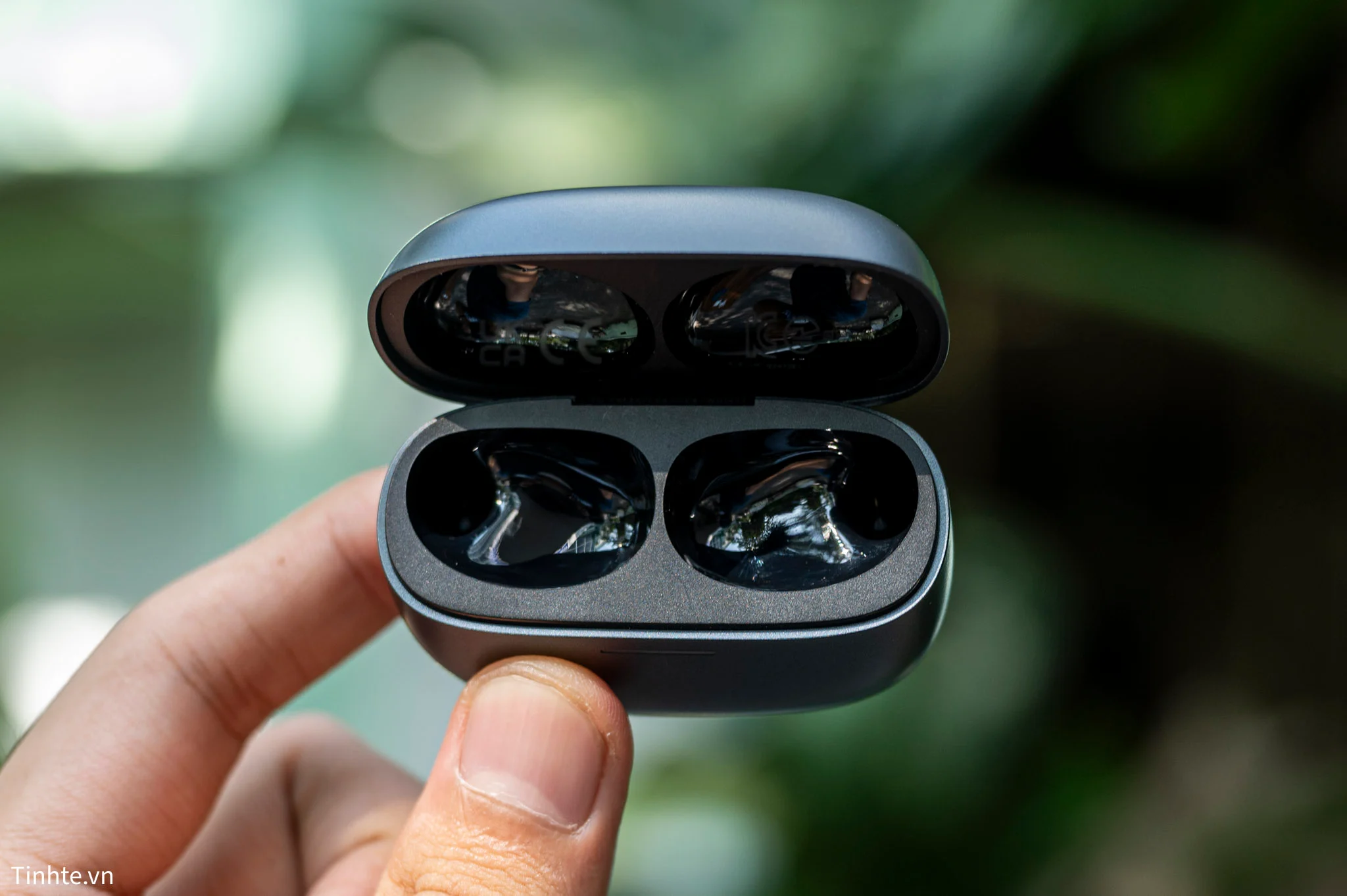 Redmi Buds 6 Pro-mat-trong.jpg