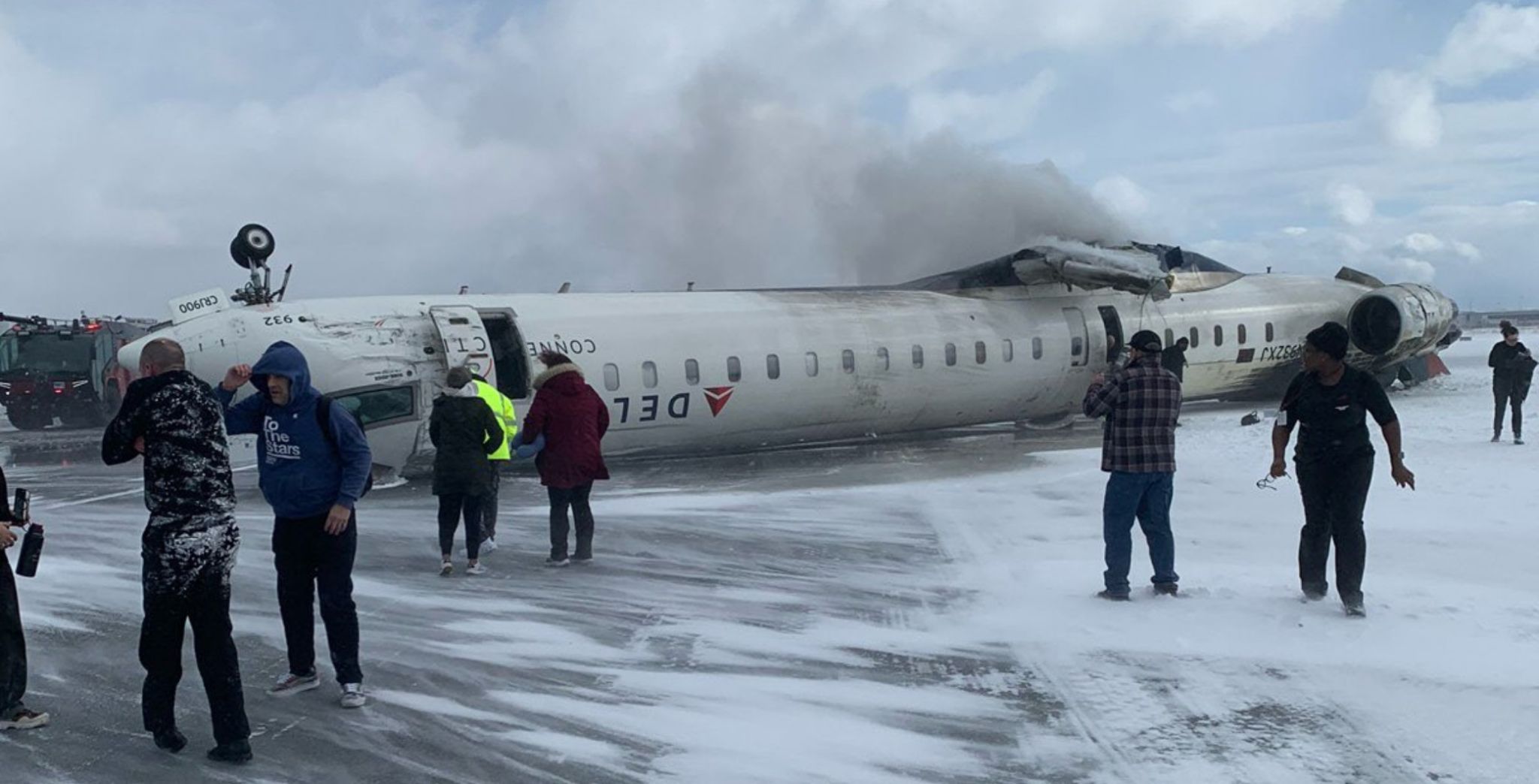 Delta Air 4819 crash 1.jpg