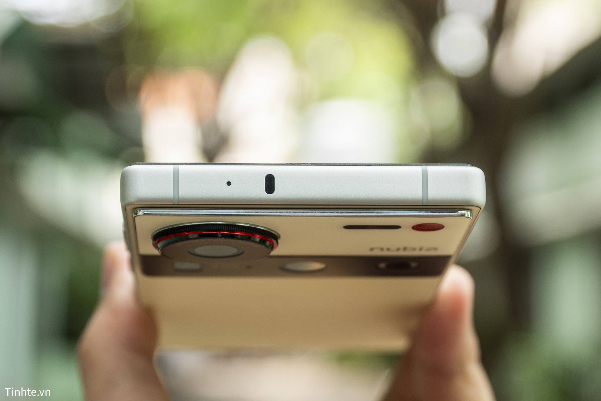 ZTE nubia Z70 Ultra-24.jpg
