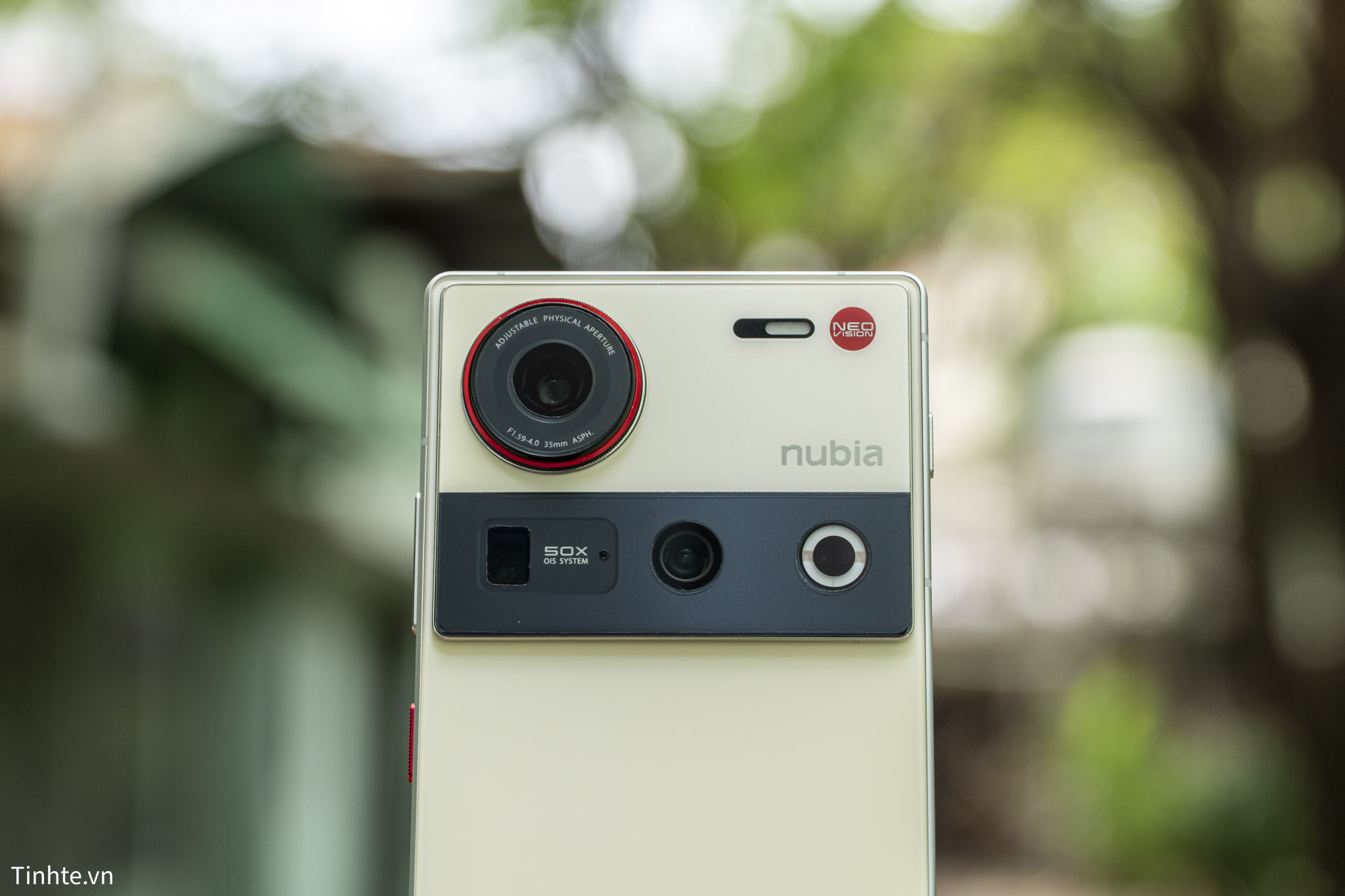 ZTE nubia Z70 Ultra-32.jpg