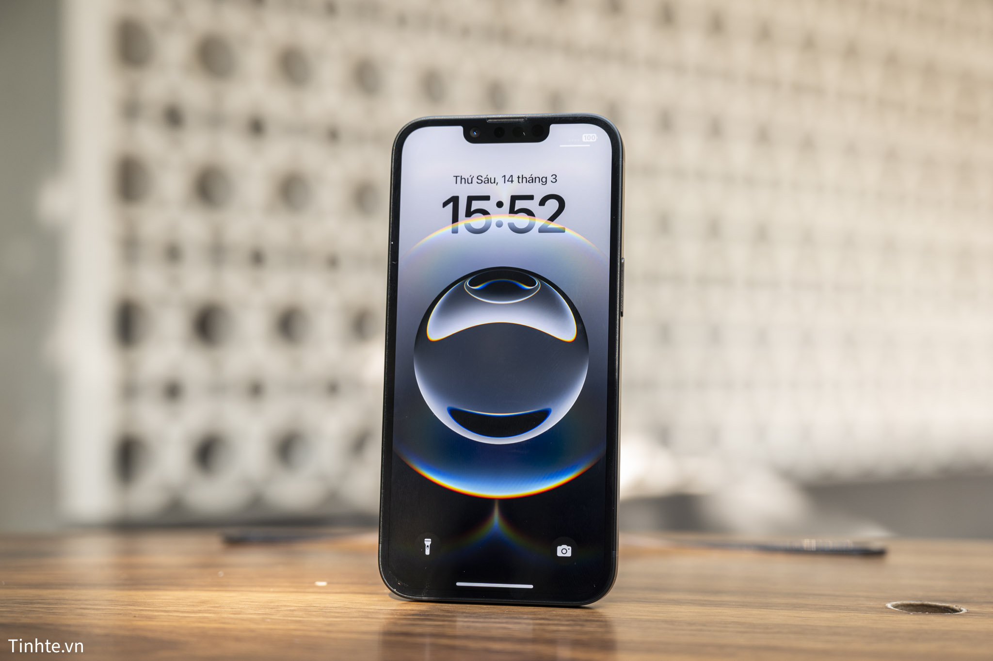 Apple iPhone 16e.-09.jpg