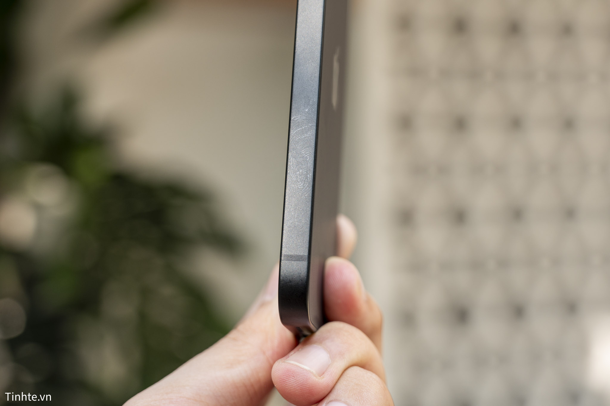 Apple iPhone 16e.-14.jpg