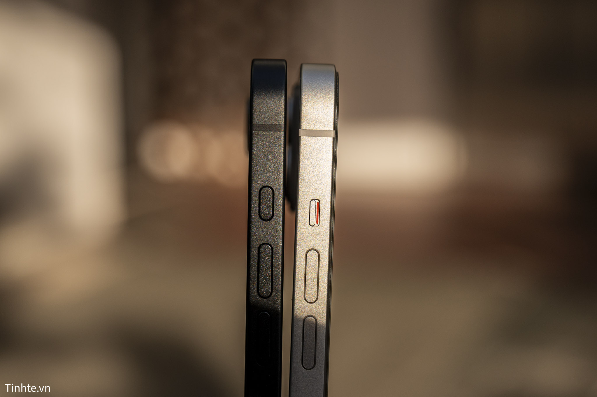 iPhone 16e VS iPhone 13-12.jpg