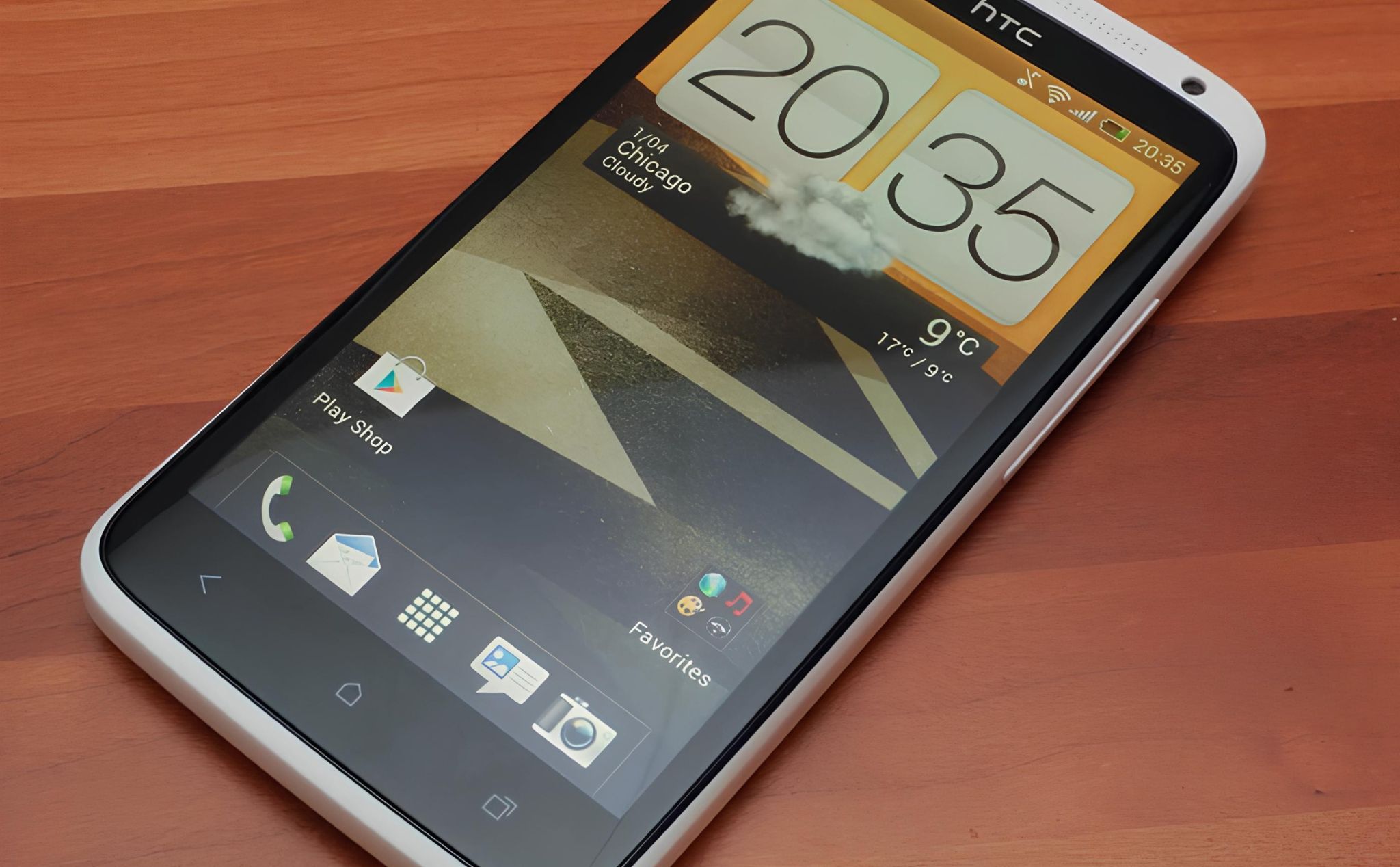 HTC One X.jpg