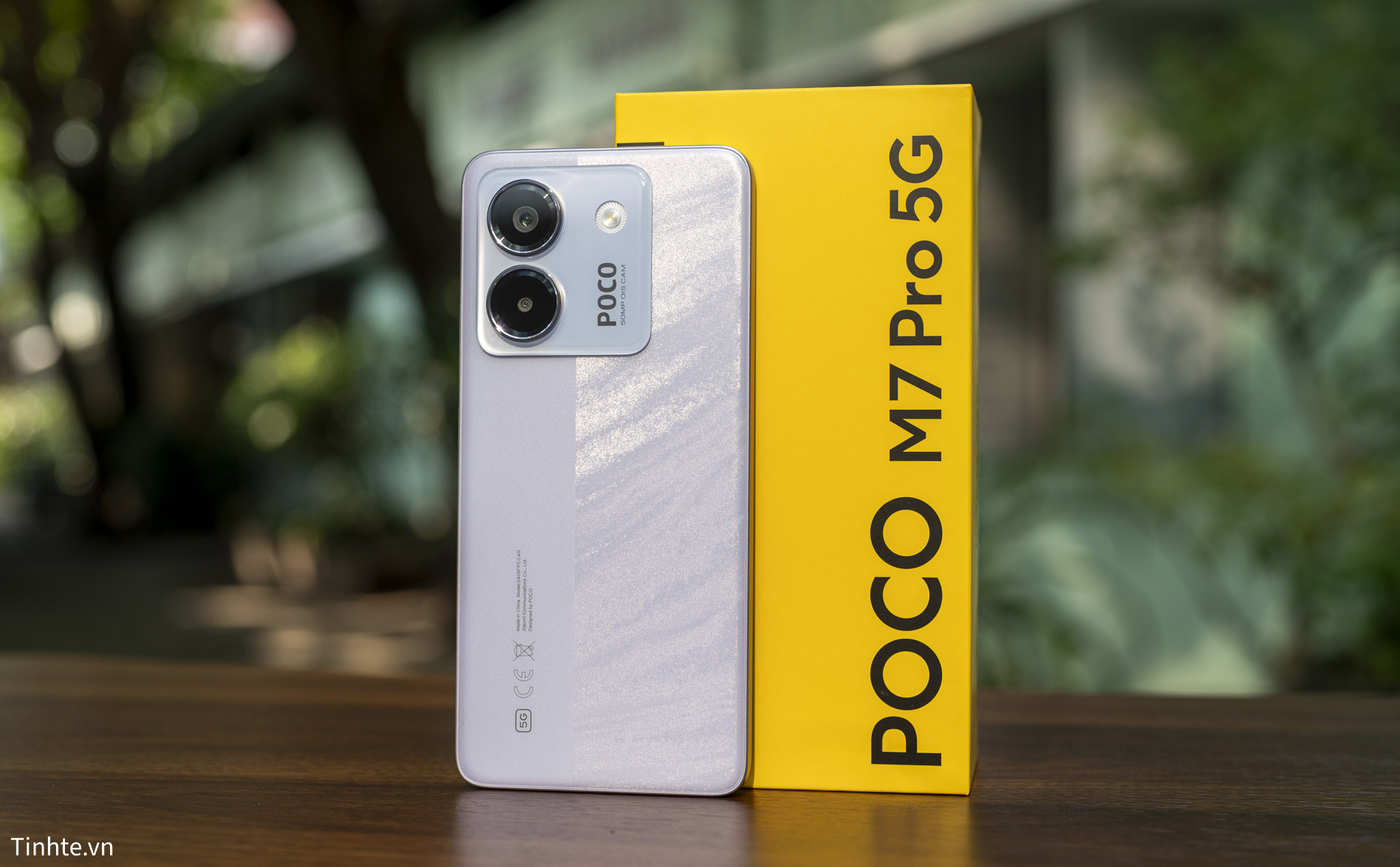 Mở hộp trên tay POCO M7 Pro 5G: Hỗ trợ kết nối 5G, cảm biến Sony IMX882, pin 5.110 mAh