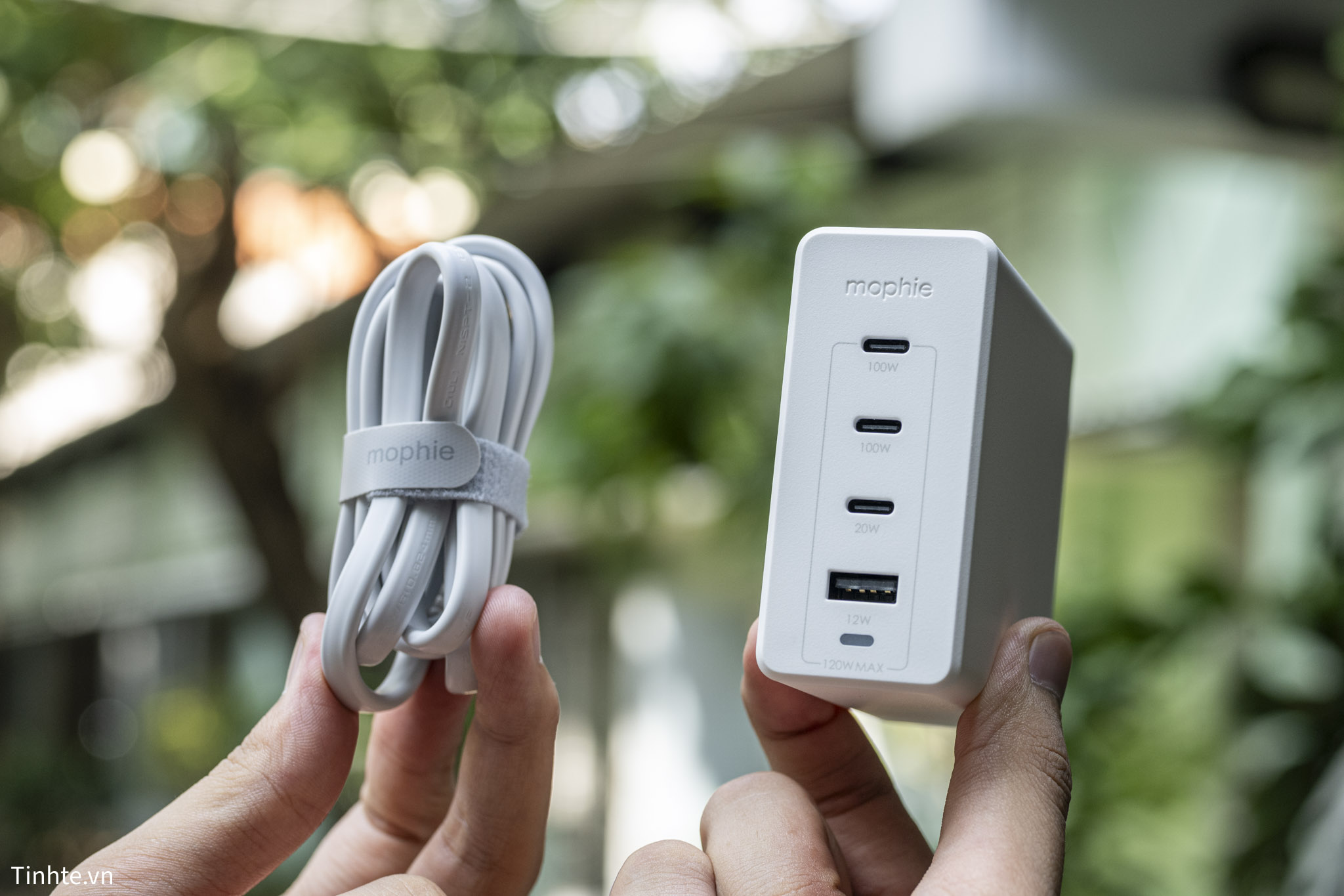 Mophie GaN 120 W.test pin.jpg