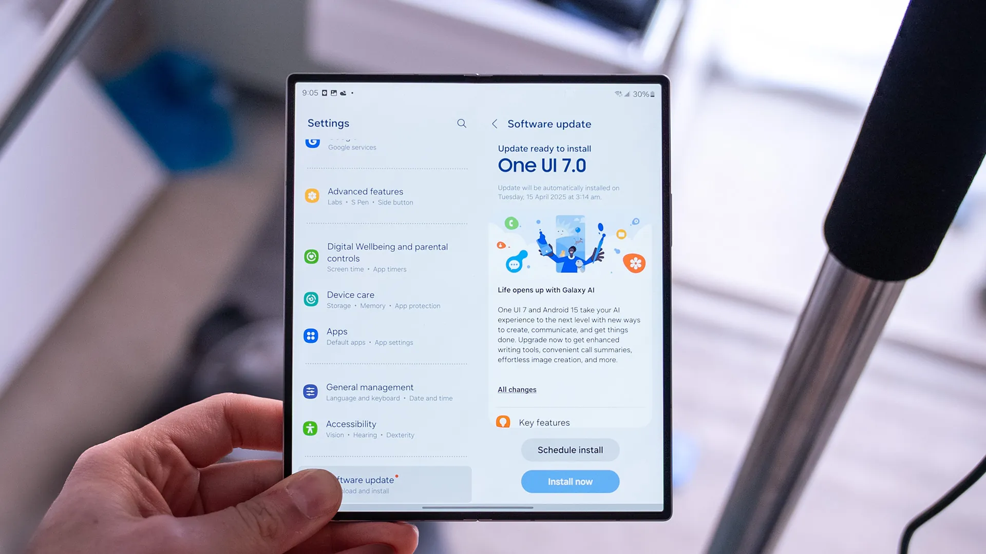 Samsung ngưng phát hành One UI 7 vì lỗi
