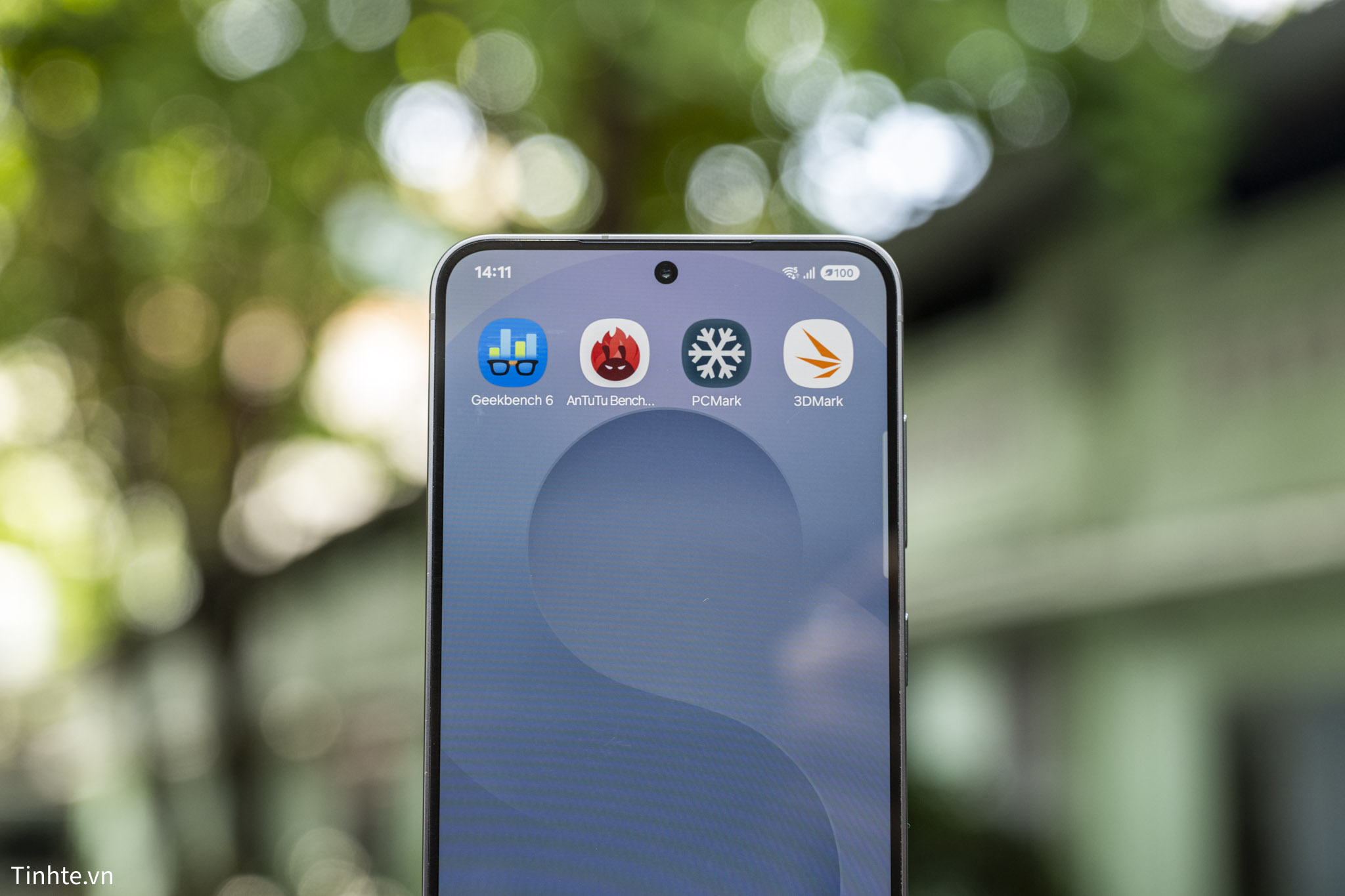 Samsung Galaxy S25-2.jpg