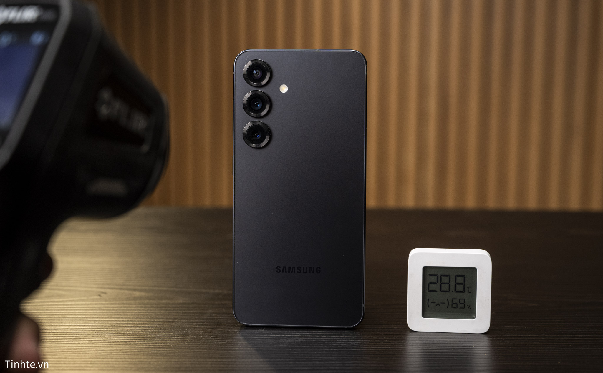 Đo Nhiệt: Samsung Galaxy S25