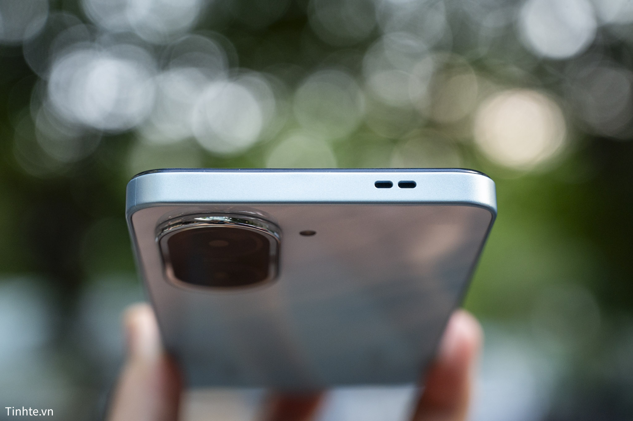 Xiaomi Redmi A5.tren tay-15.jpg