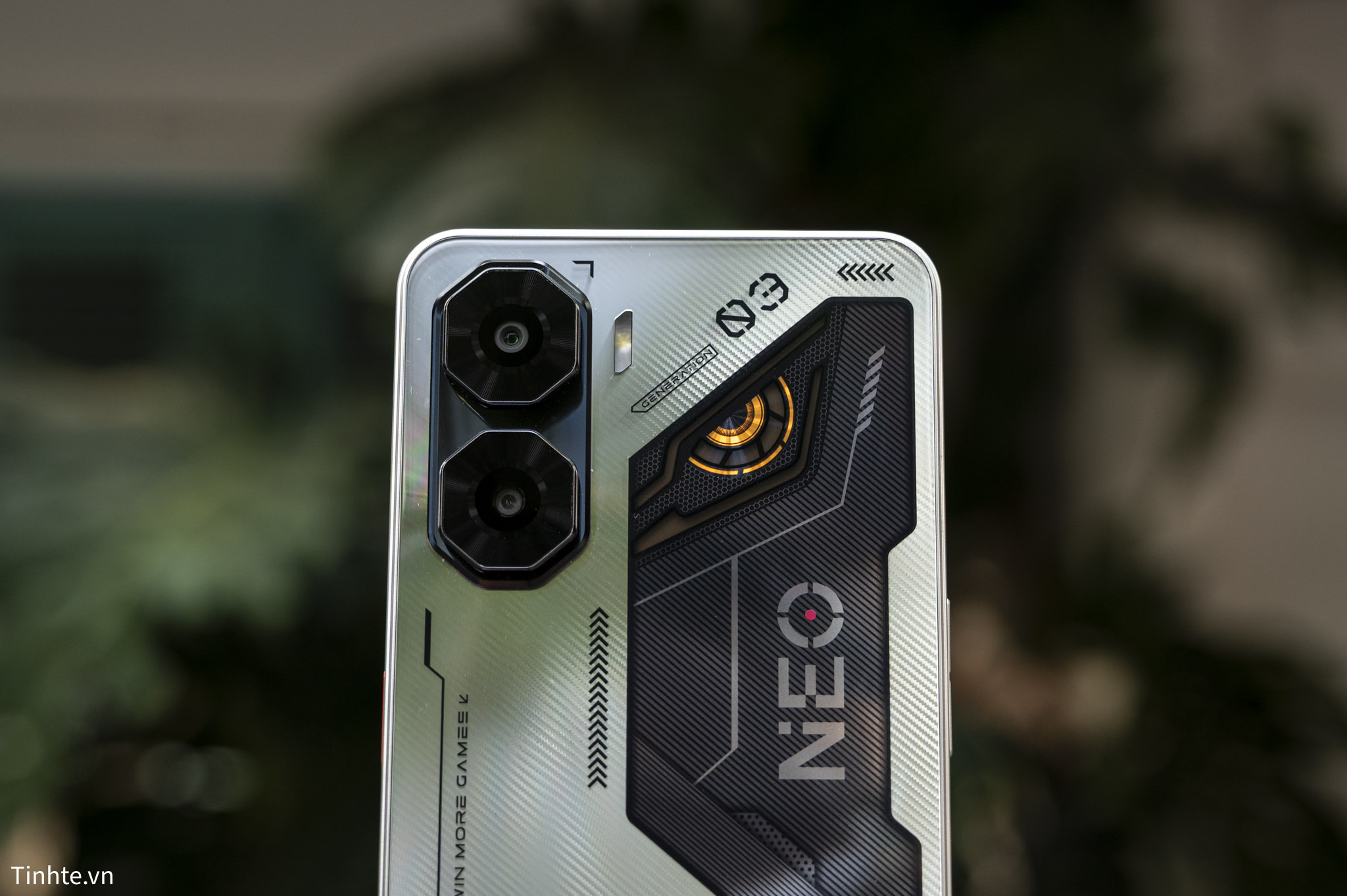 ZTE nubia Neo 3.tren tay.15.jpg