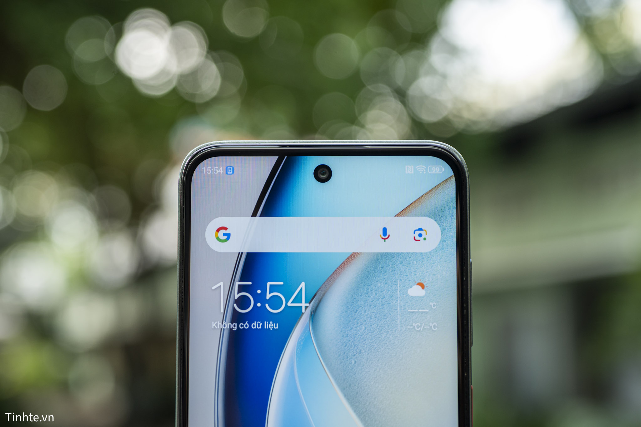 ZTE nubia V70 Design.tren tay.15.jpg