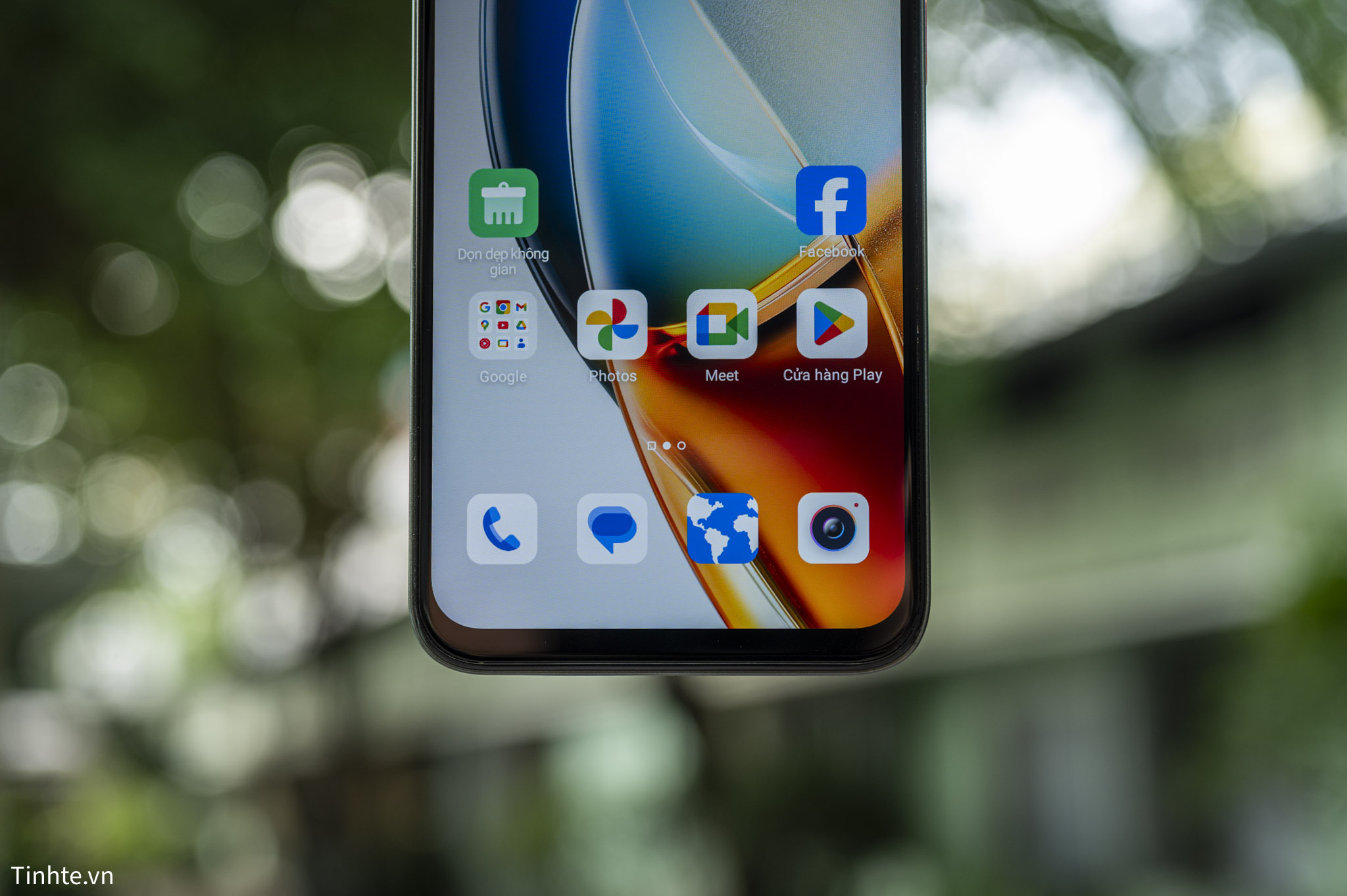 ZTE nubia V70 Design.tren tay.16.jpg