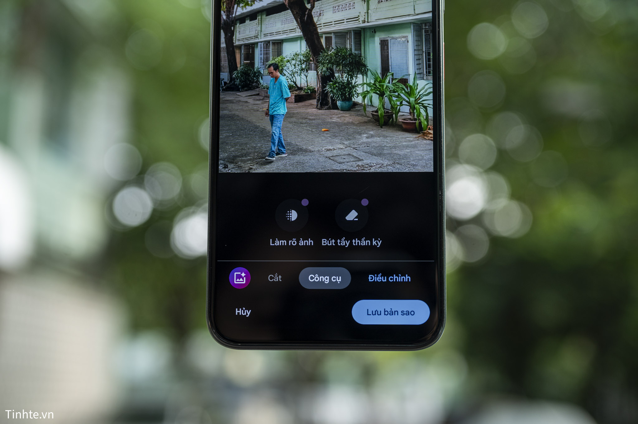 ZTE nubia V70 Design.tren tay.39.jpg