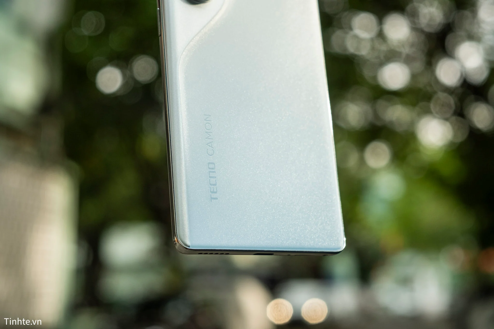 TECNO CAMON 40 Pro-15.jpg