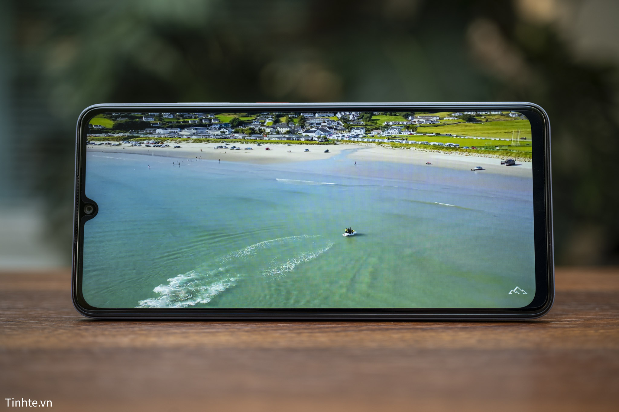 ZTE nubia V70 Max.tren tay.20.jpg