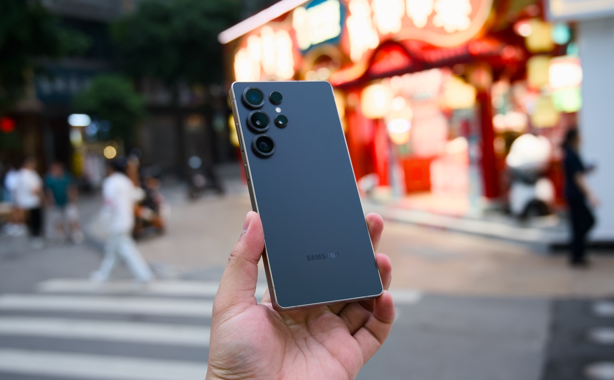 Review Samsung Galaxy S25 Ultra: AI là thứ khiến nó trở nên tuyệt vời