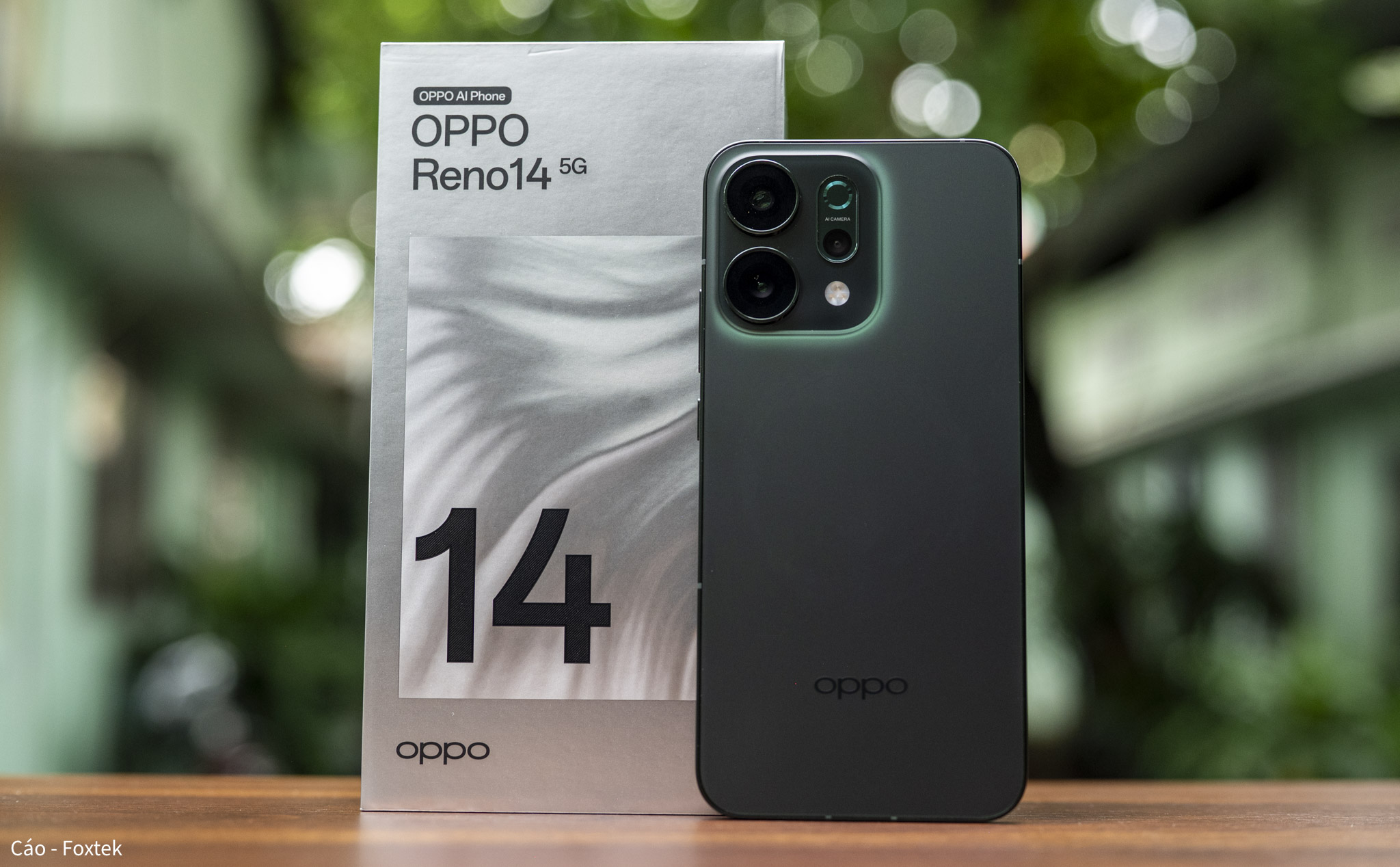 Trên tay OPPO Reno14 5G: Thiết kế thời thượng, chuyên gia Chân Dung AI, pin 6.000 mAh