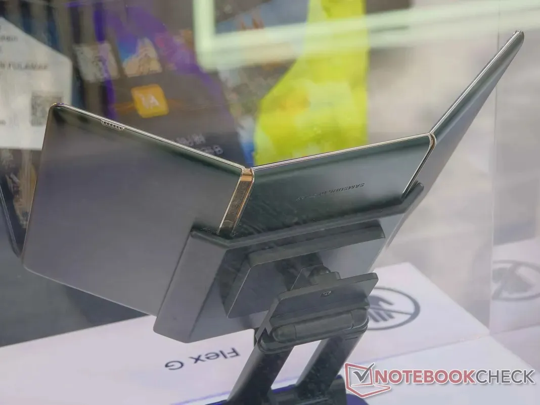 samsung-flex-g-concept-nb-2.webp