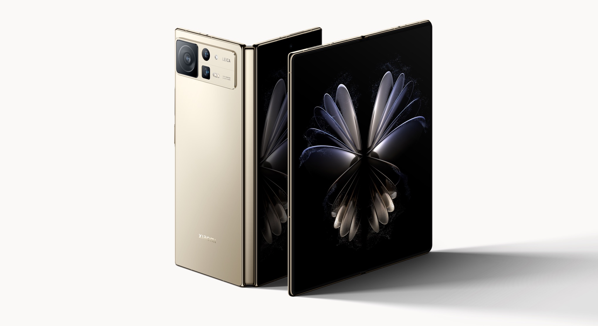 xiaomi-mix-flip-2.jpeg