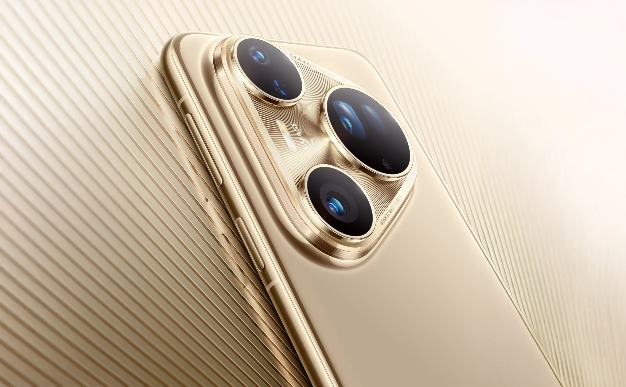 huawei-pura-80-ultra-ra-mat.webp