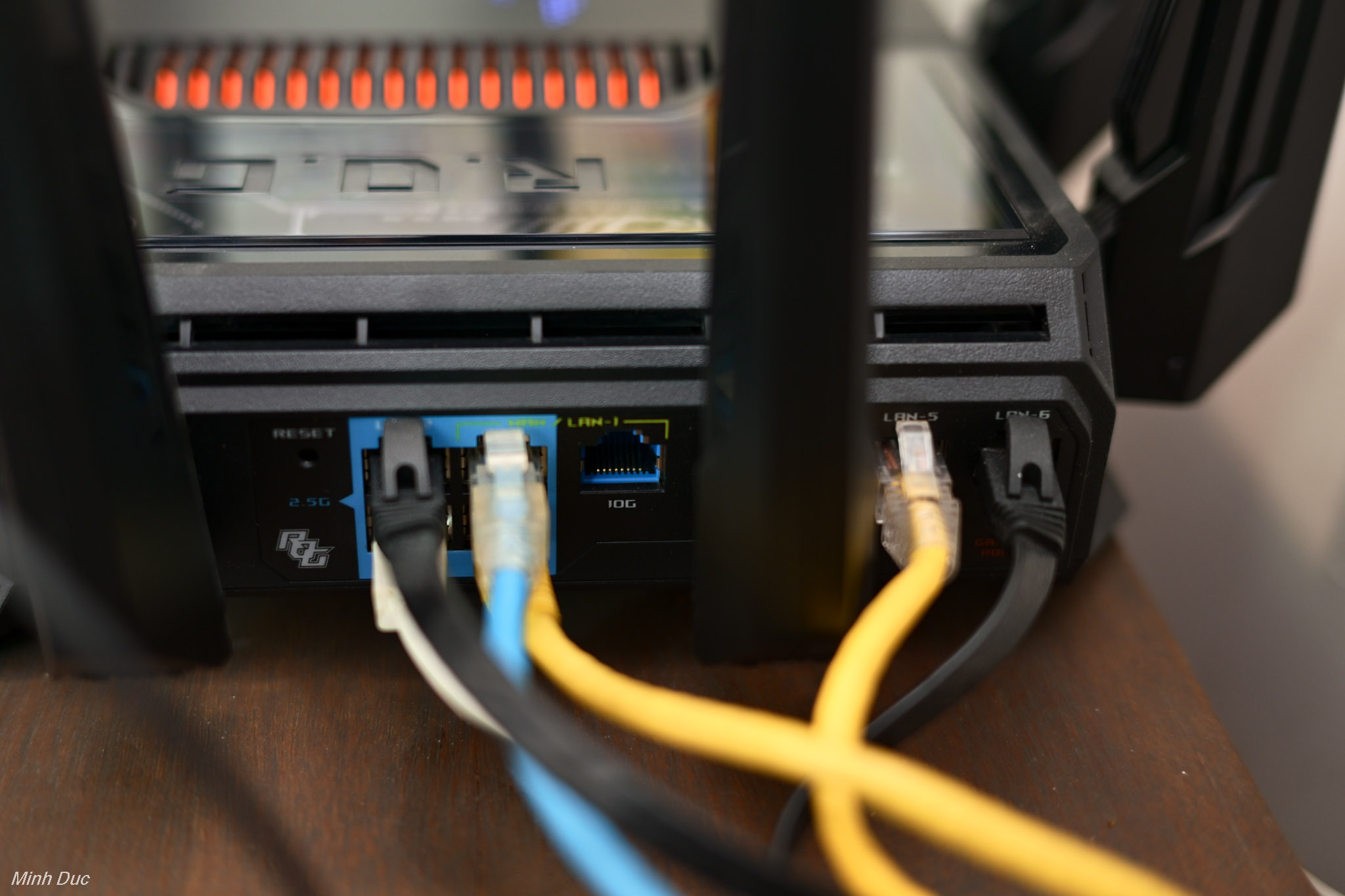 Asus BE98-07.jpg