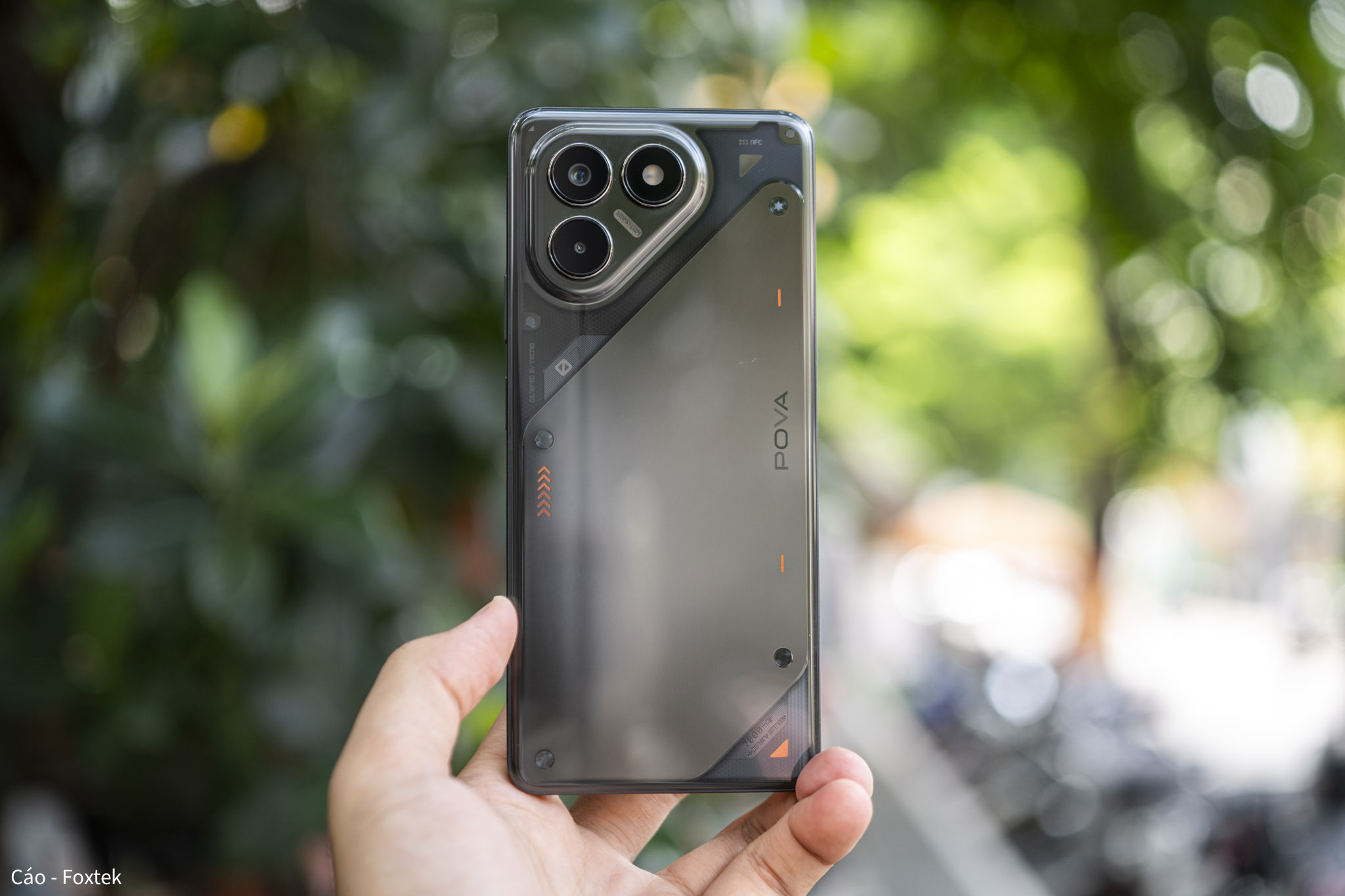 TECNO POVA 7-11.jpg