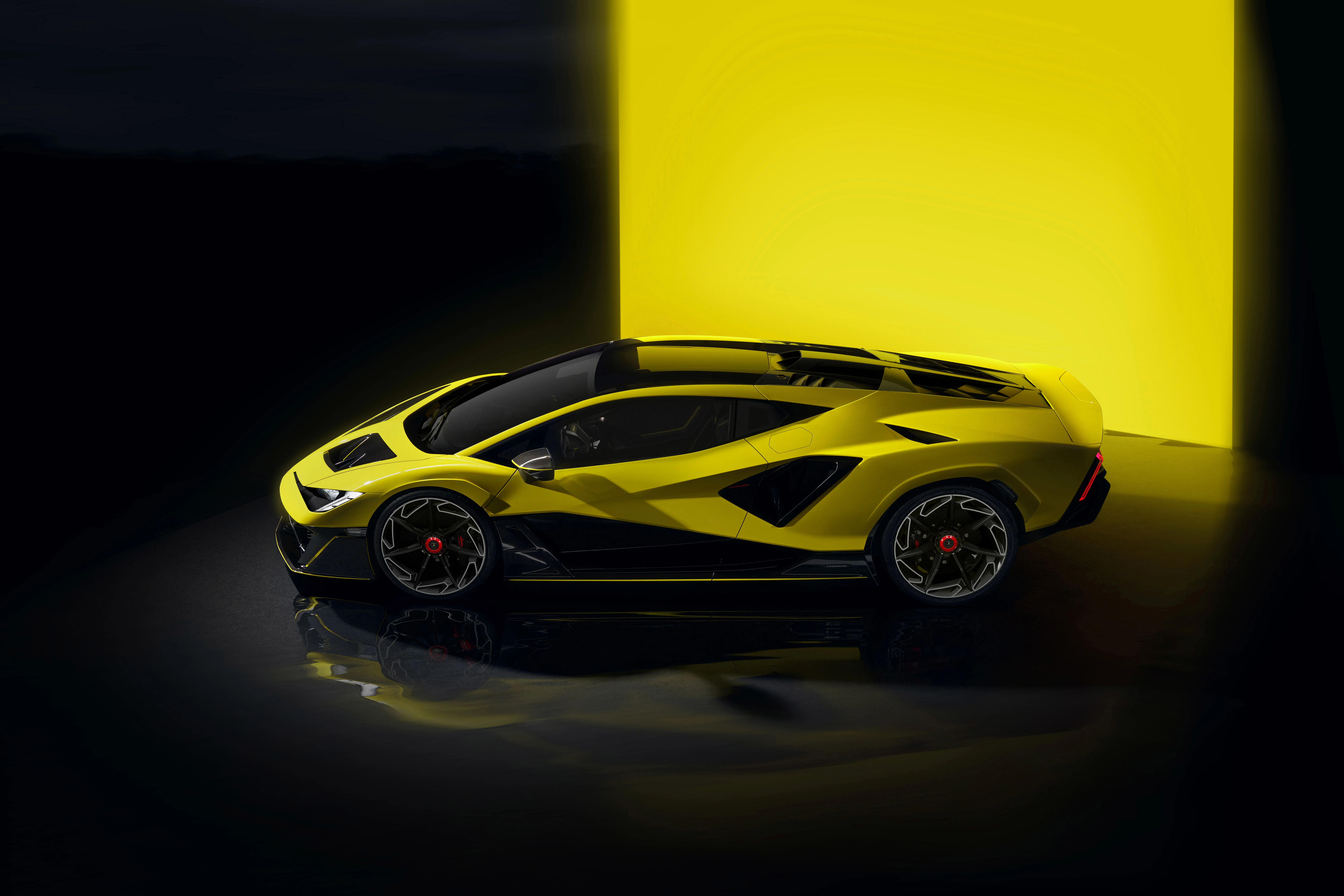 lamborghini Fenómeno: siêu xe V12 mạnh nhất, tổng công suất lên đến 1080 mã lực