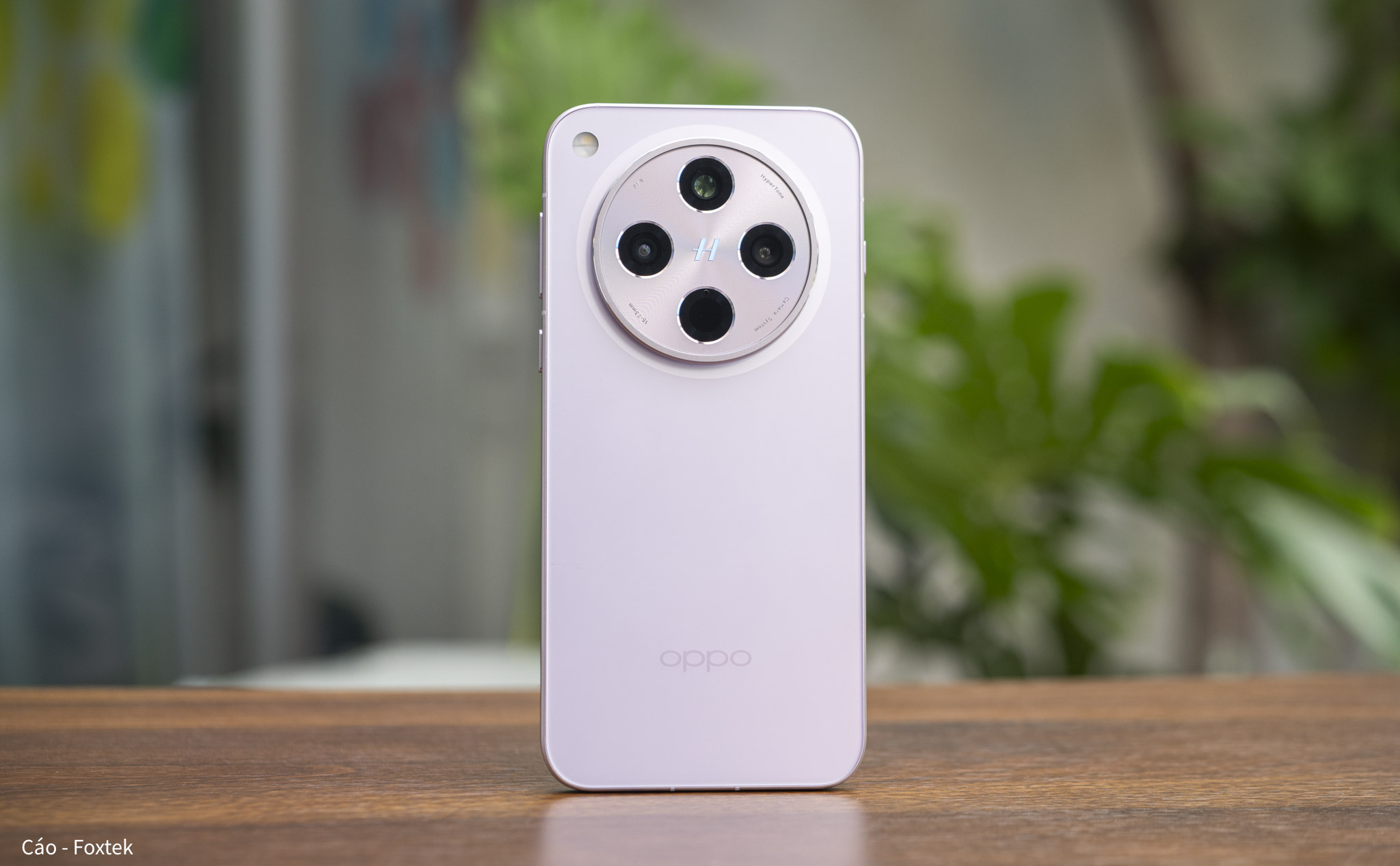 Mở hộp trên tay OPPO Find X8s+: Thiết kế gọn, MediaTek Dimensity 9400+, pin 6.000 mAh