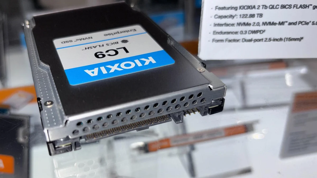 Nvidia thử nghiệm bộ nhớ HBF thay thế HBM cho chip AI