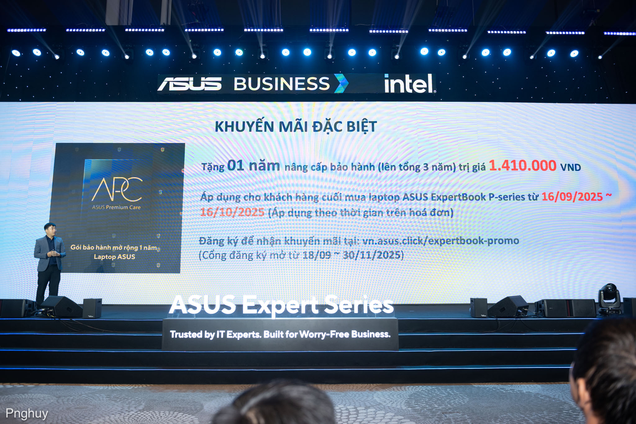 ASUS-business-pnghuy-tinhte-74.jpg