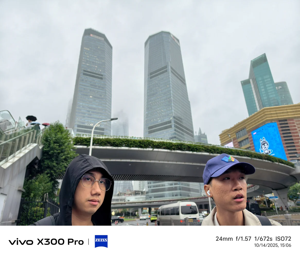 vivo-x300-pro--1-7.jpg