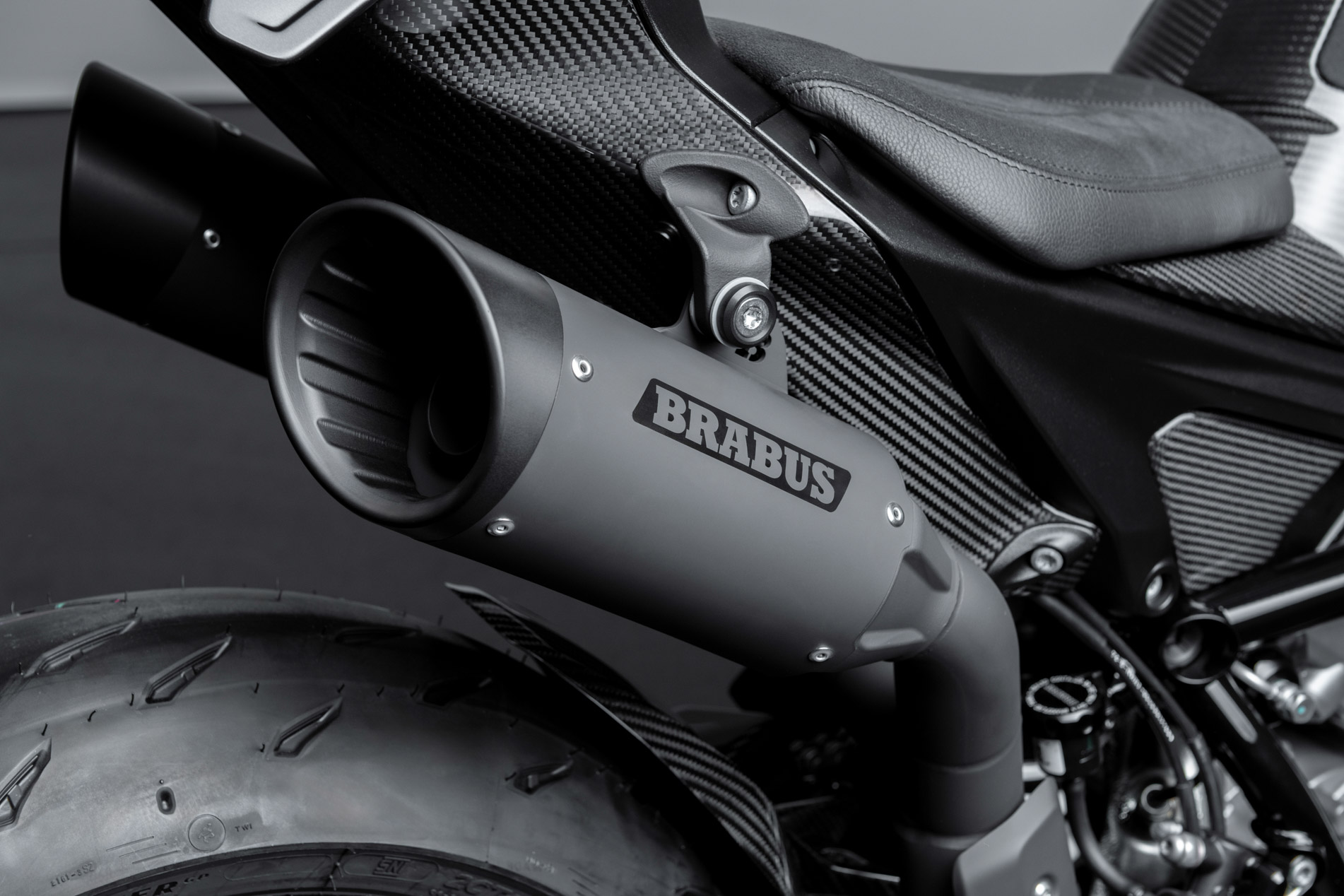 brabus-1400r-12.jpg