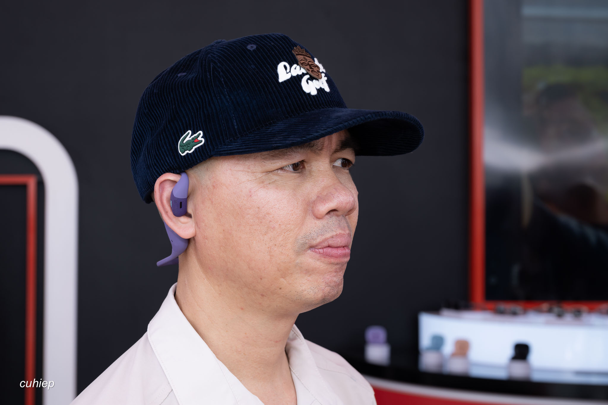 Tai-nghe-JBL-mo-tinhte-cuhiep-01.jpg