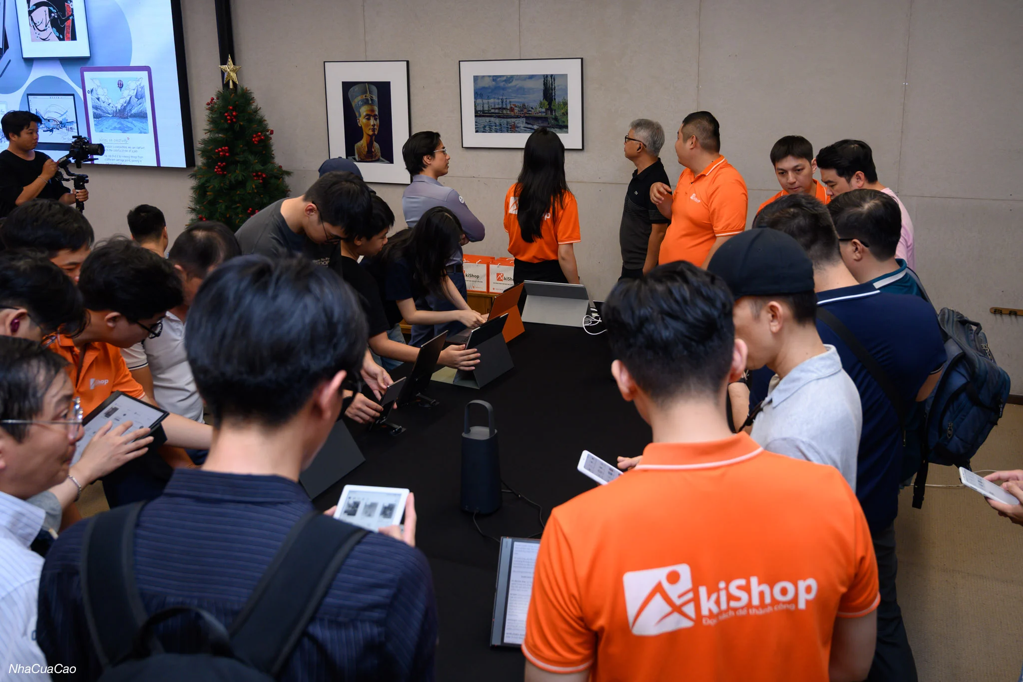tinhte-khang-offline-akishop-004.jpg