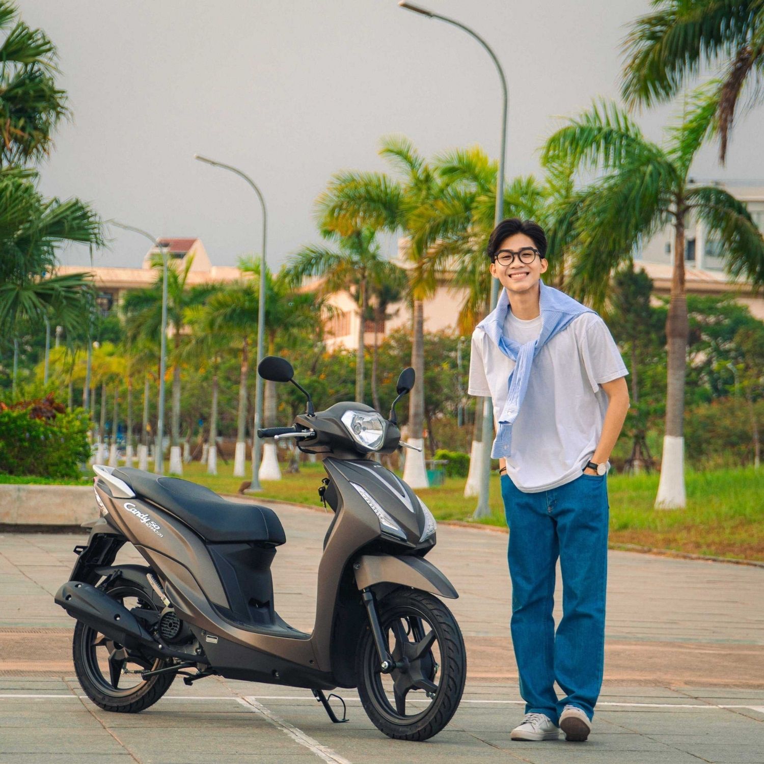 7 Kỹ Năng Lái Xe Tay Ga 50cc Chạy Xăng Học Sinh Nhất Định Phải Biết Để Đi Học An Toàn