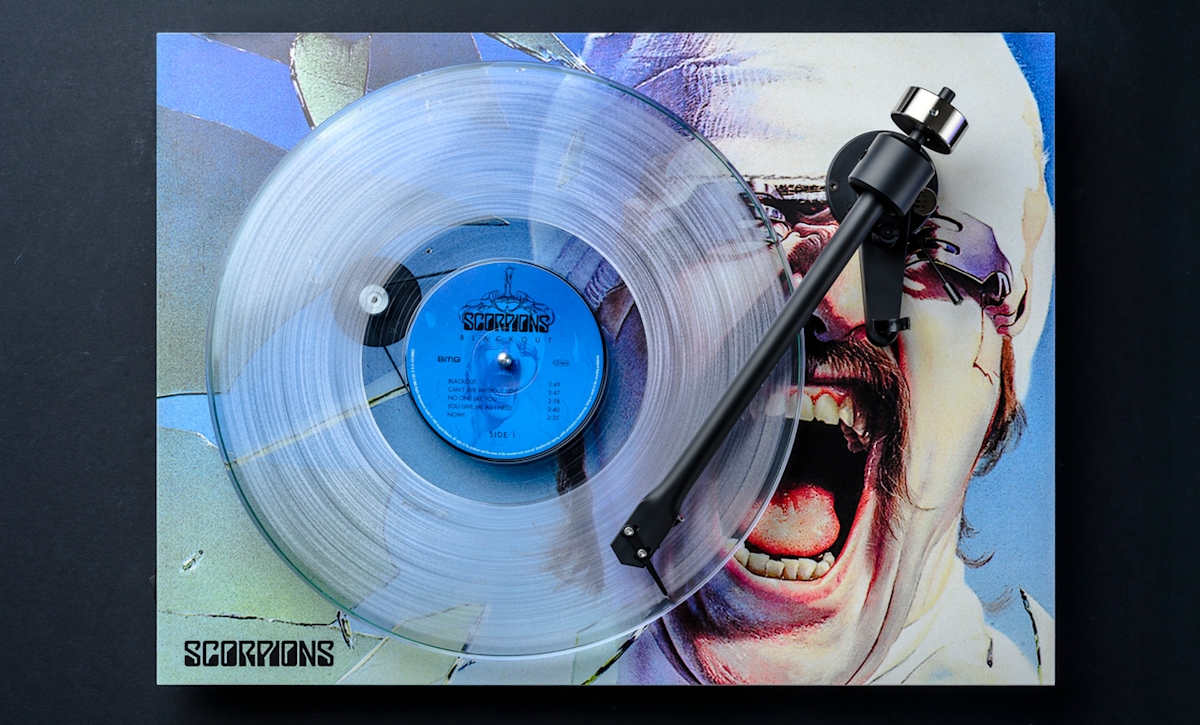 Pro-Ject mở rộng Artist Collection với phiên bản mâm than giới hạn Scorpions Blackout