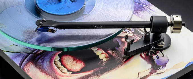Scorpions-Turntable-tinhte (3).webp