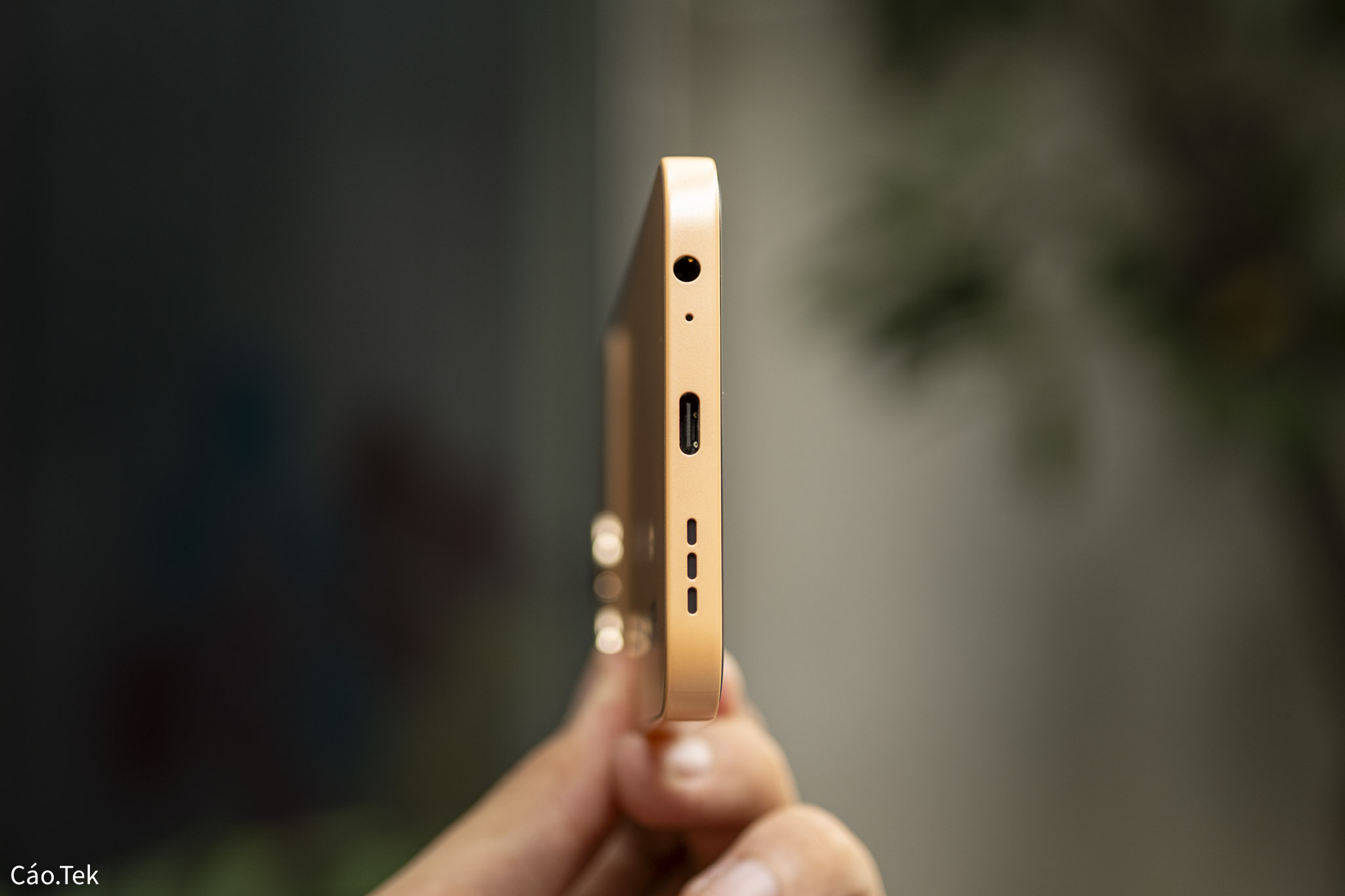 nubia V80 Design-58.jpg