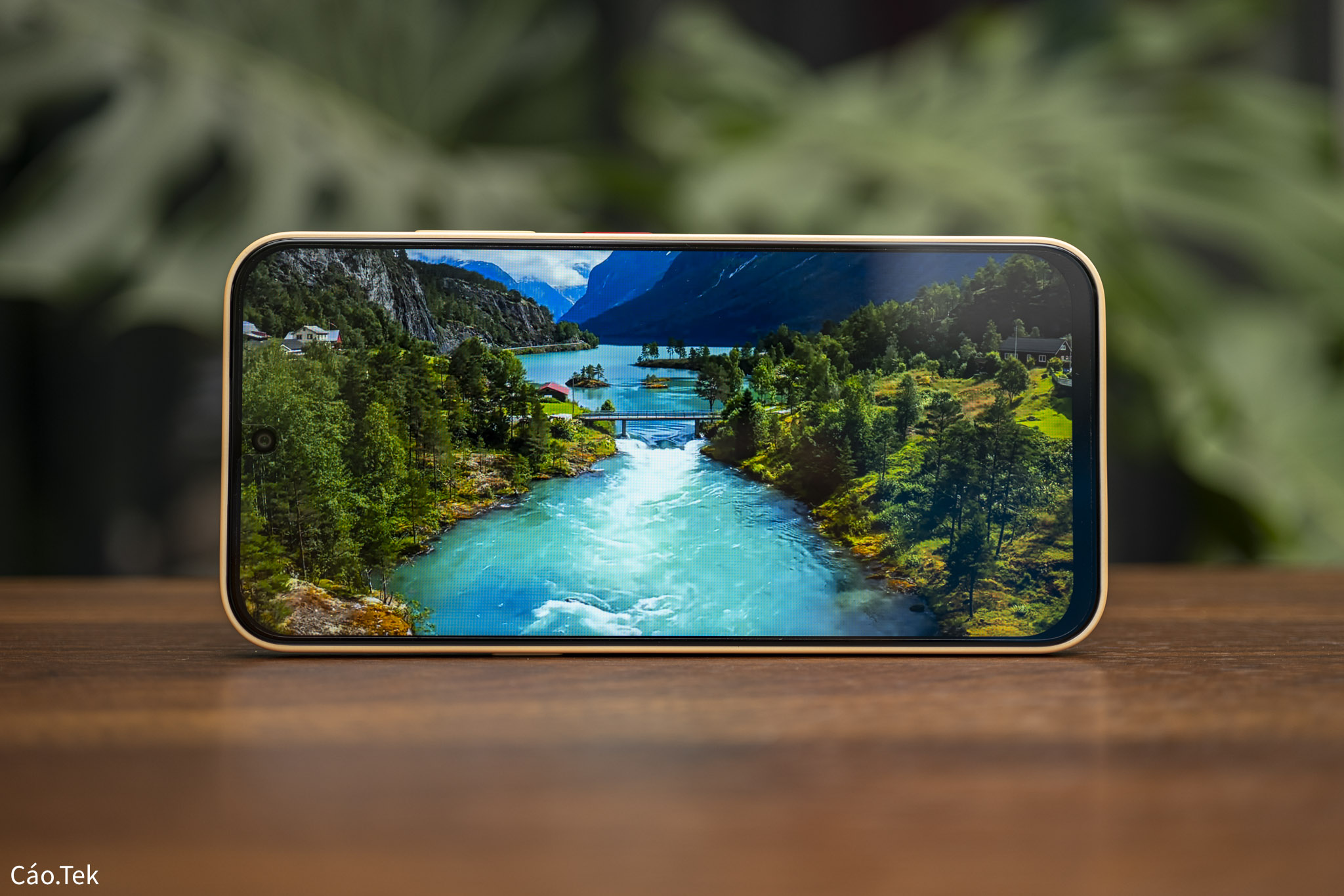 nubia V80 Design-47.jpg