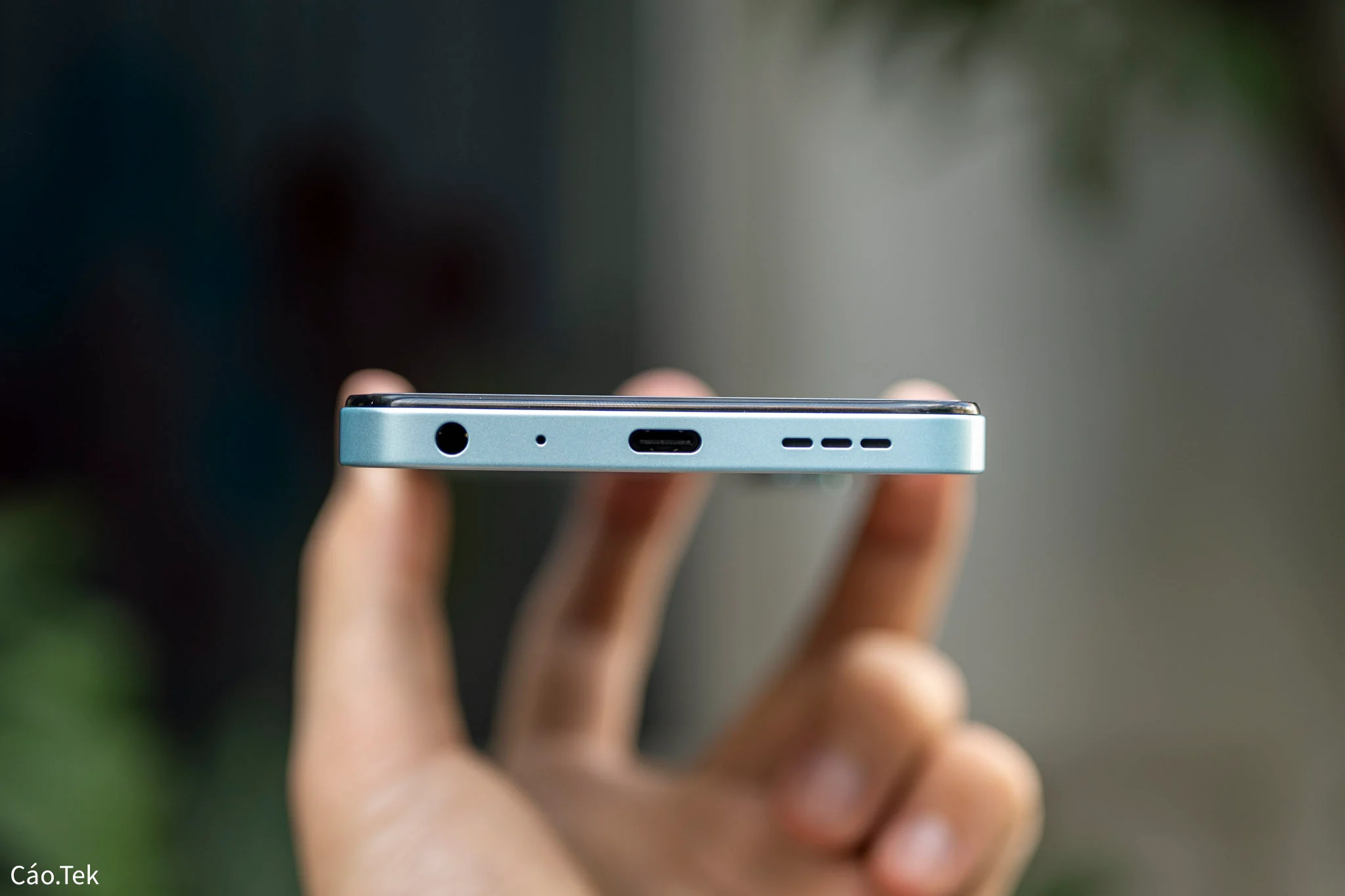 nubia V80 Max-30.jpg