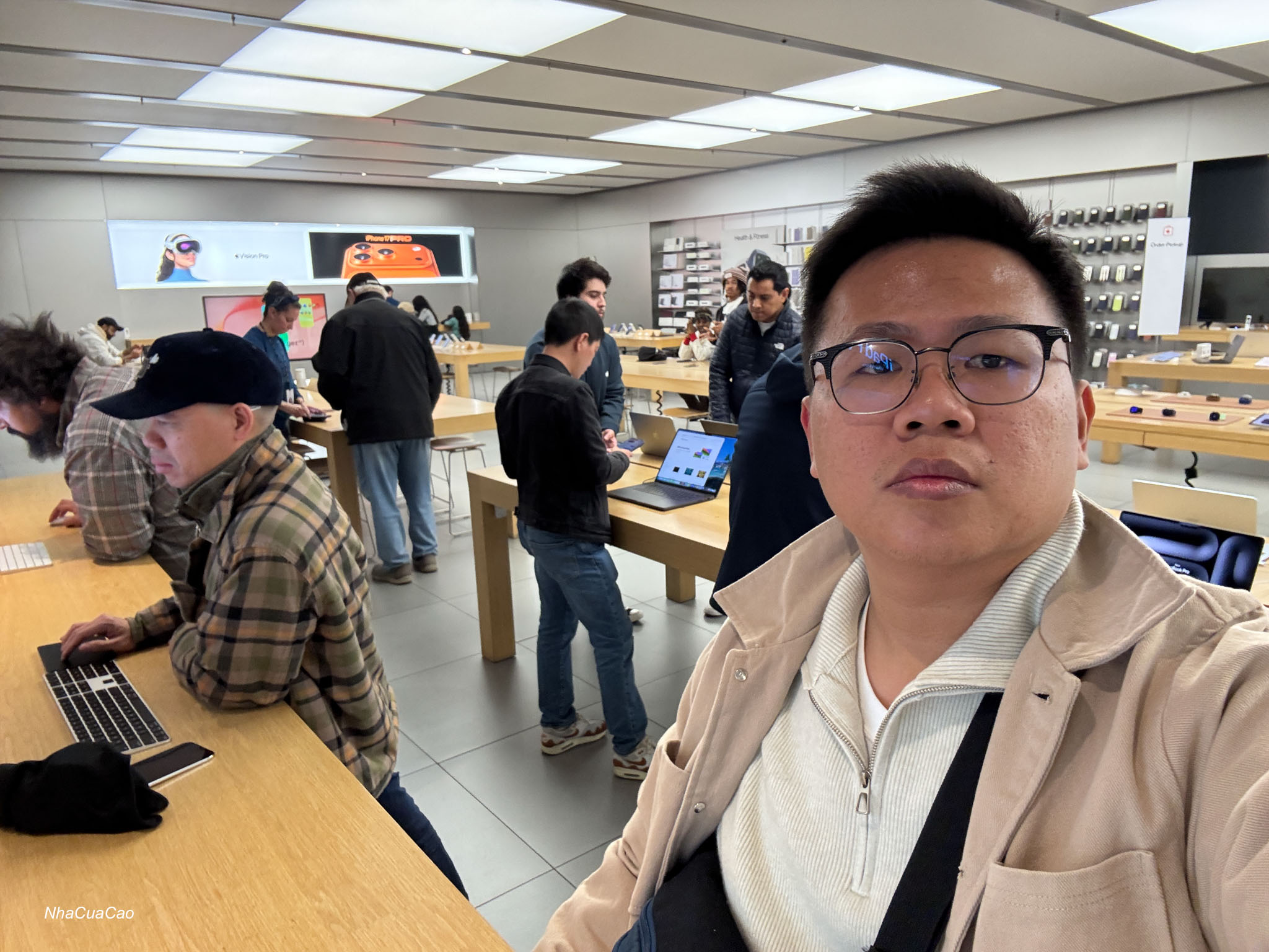 tinhte-khang-CES-dropbox--2.jpg