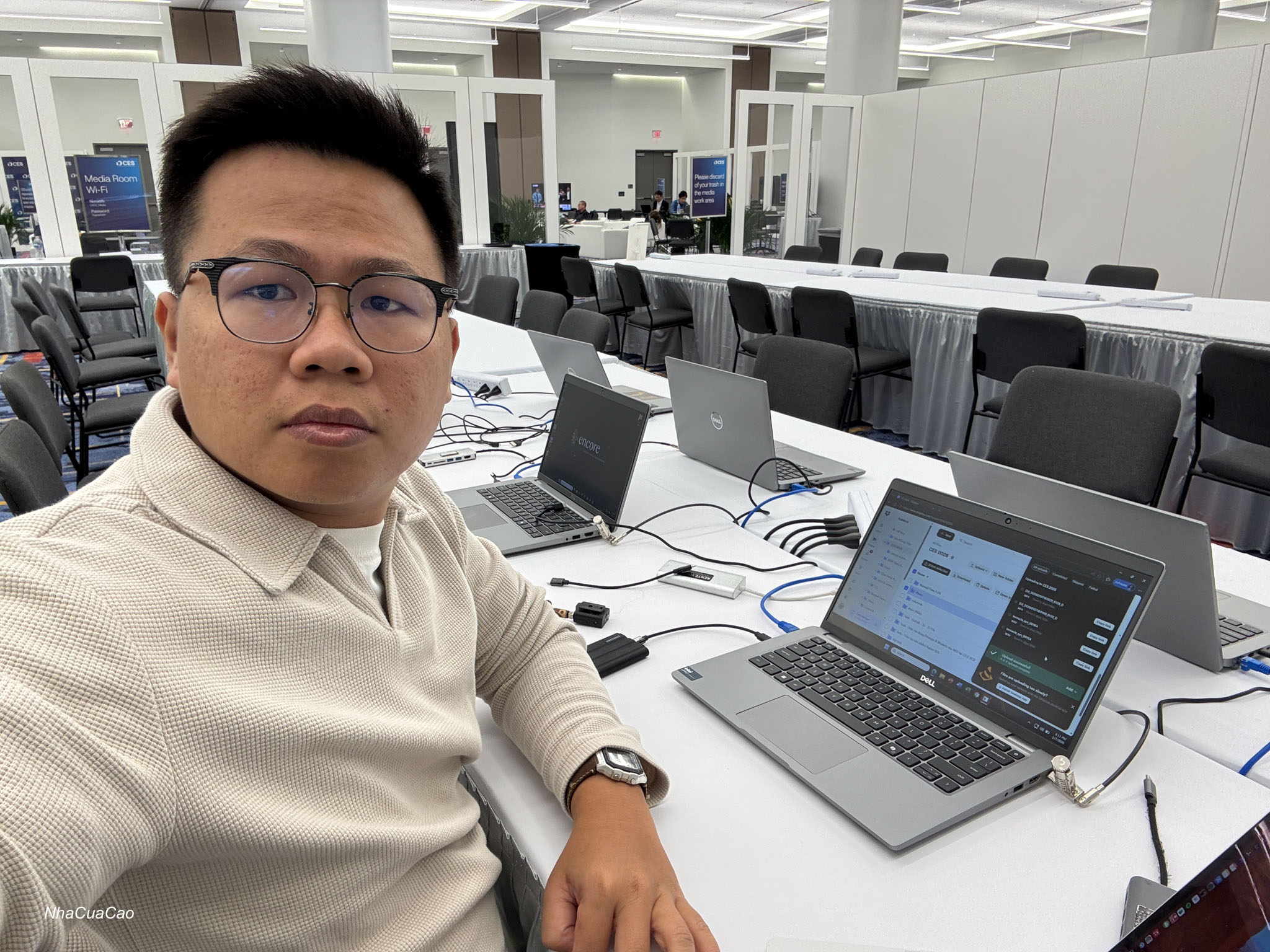 tinhte-khang-CES-dropbox--5.jpg