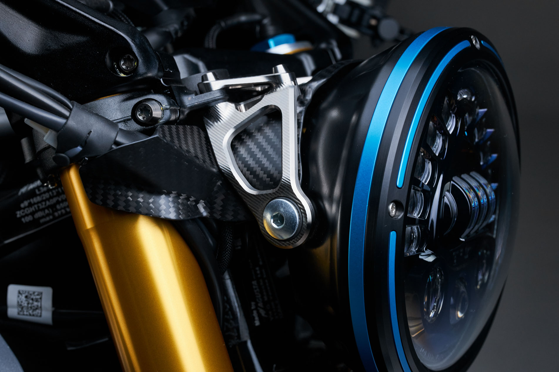mvagusta-rush-titanio-14.jpg